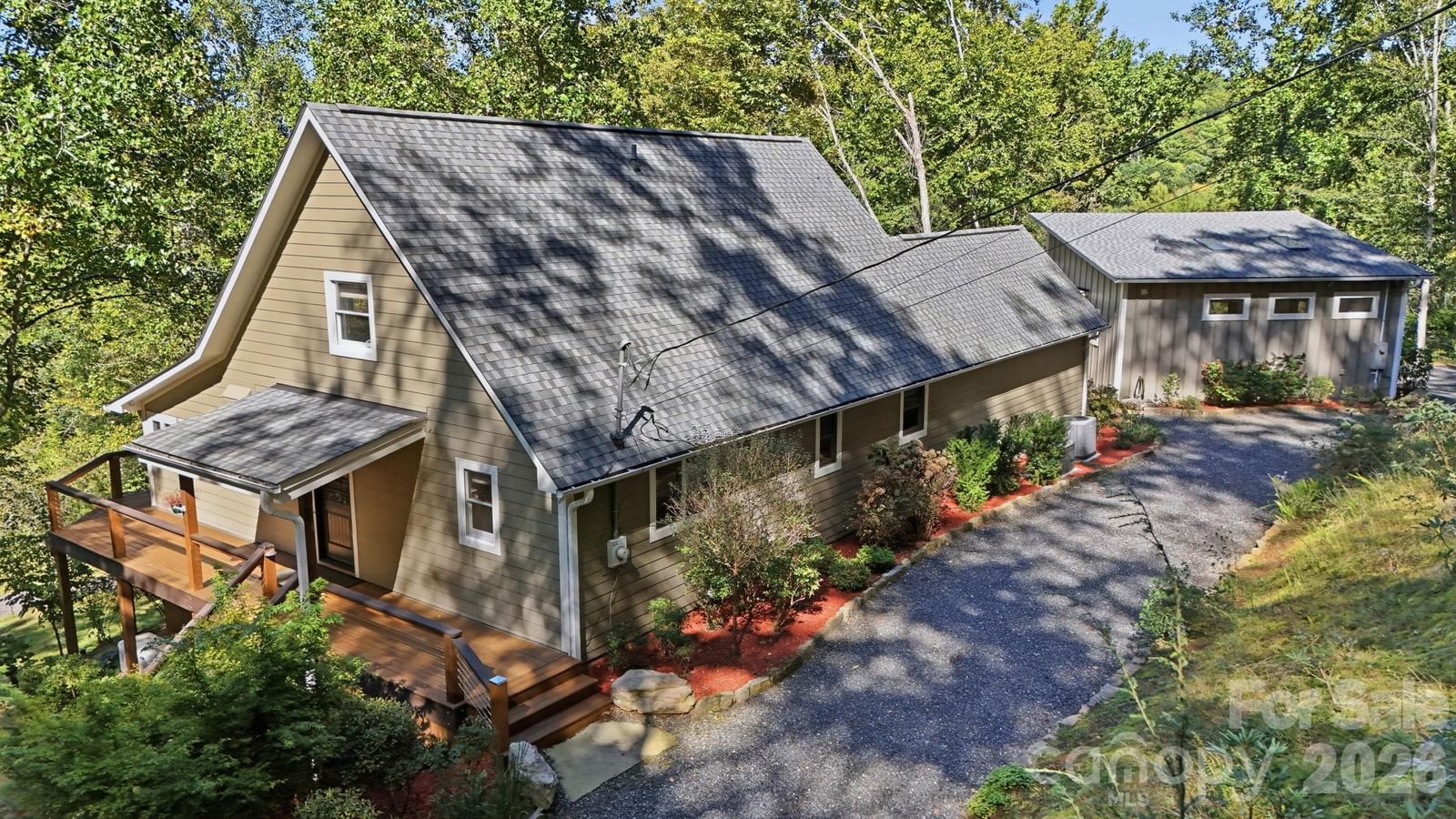 2711 Rabbit Hop Road, Spruce Pine, NC 28777 - Photo 3