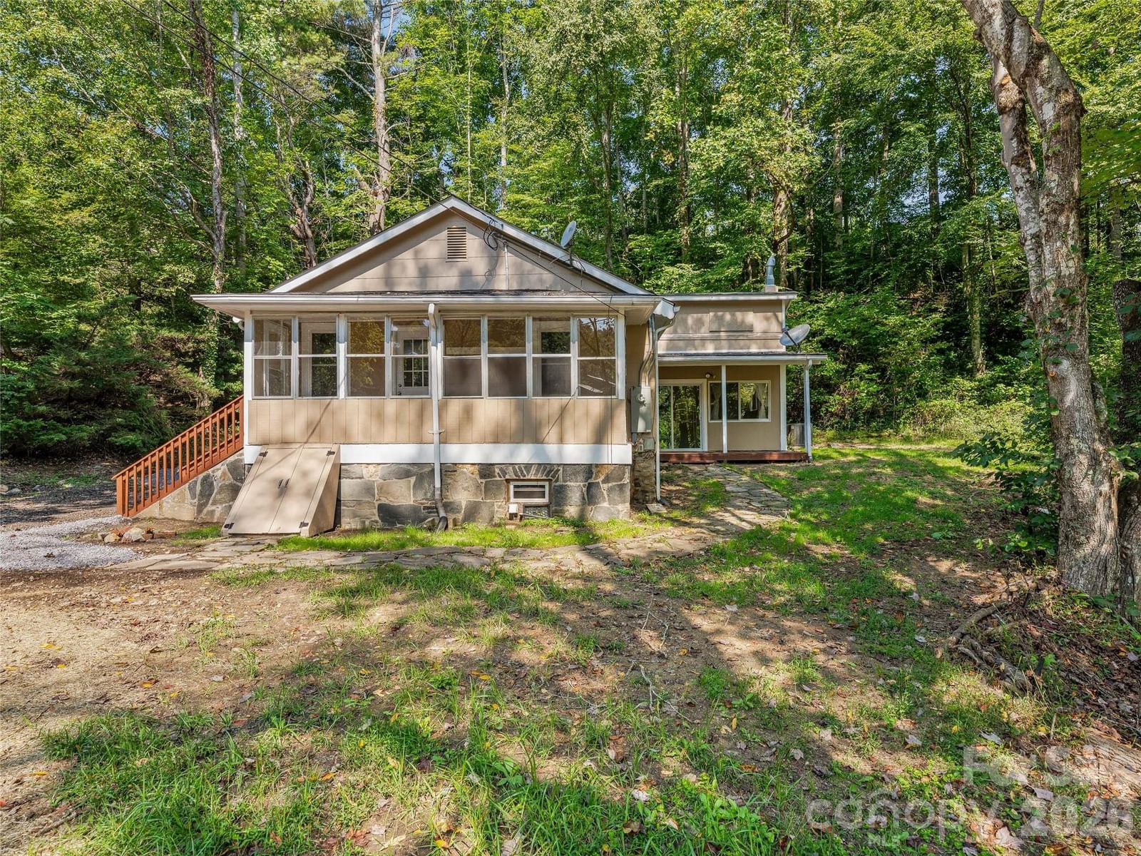 65 Passional Way, Burnsville, NC 28714 - Photo 2