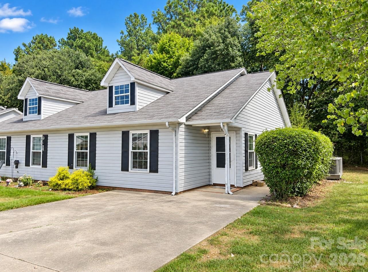 1062 Farm Pond Lane, Rock Hill, SC 29732 - Photo 2