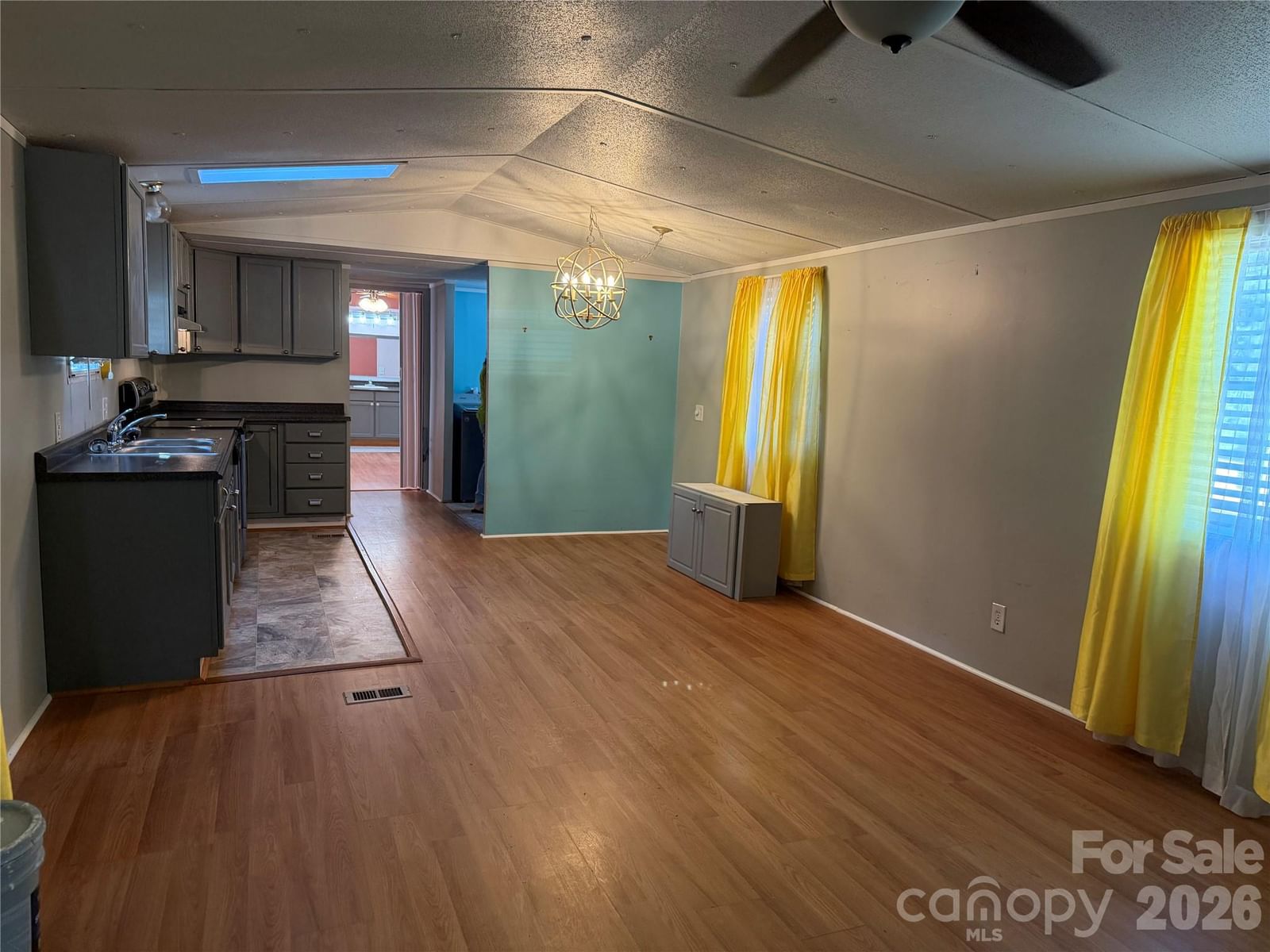1025 29th Street Place, Conover, NC 28613 - Photo 3