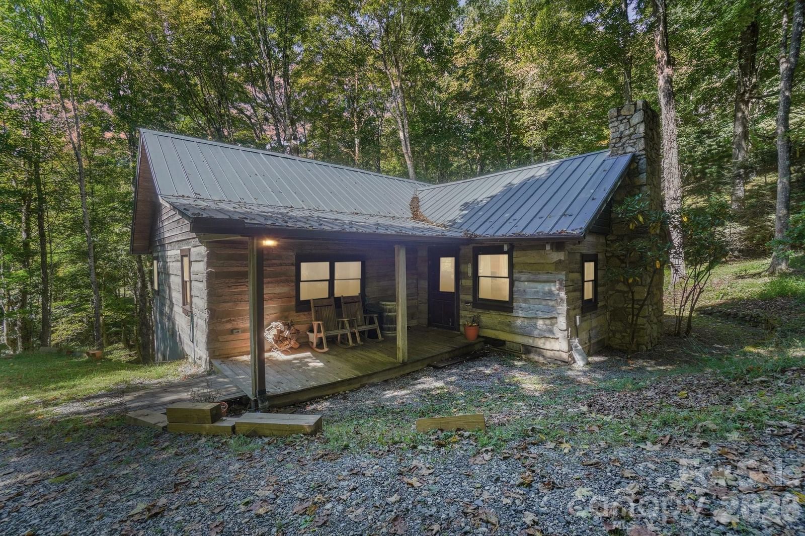 988 English Ridge Drive, Mars Hill, NC 28754 - Photo 2