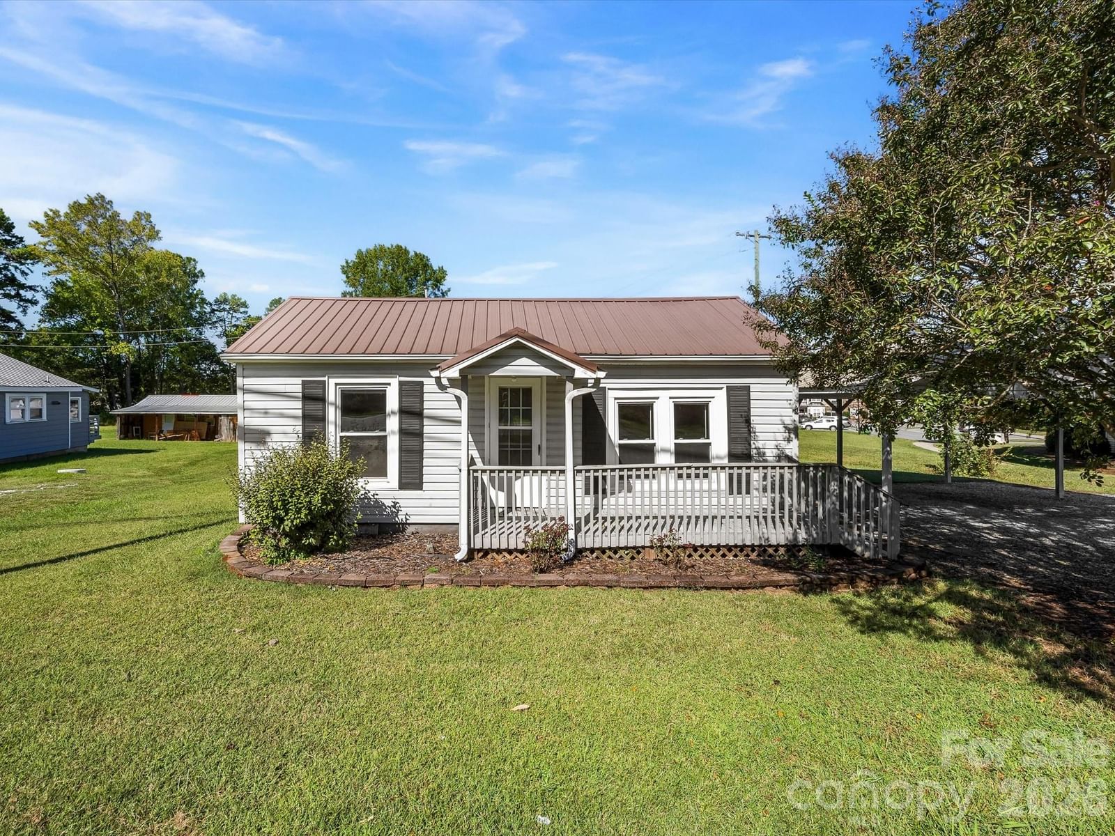 24 Forest Hill Road, Lexington, NC 27295 - Photo 2