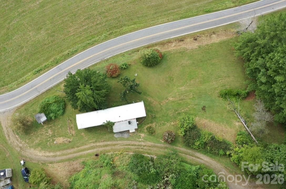 418 Green Valley Road, Leicester, NC 28748 - Photo 3