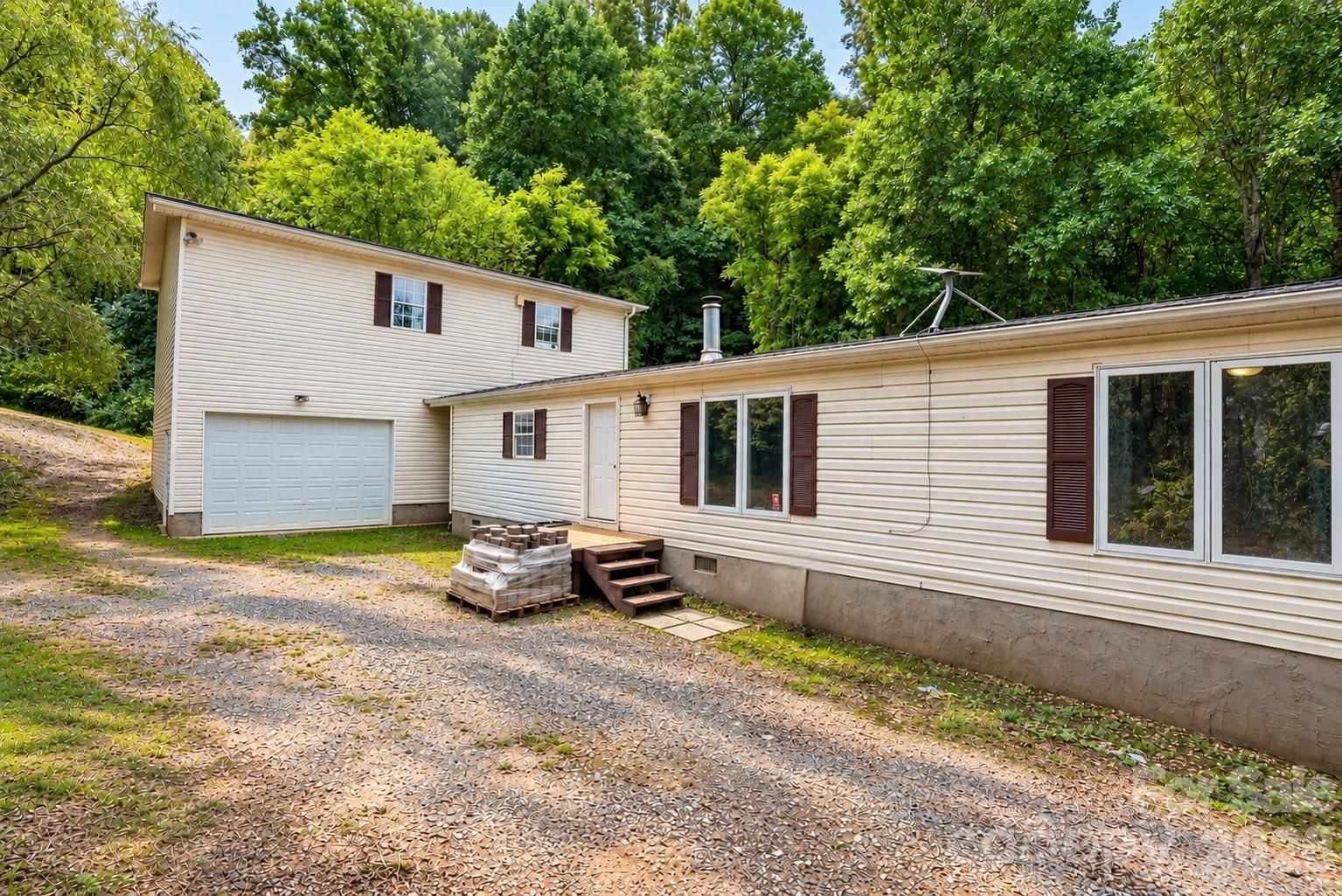 91 Walnut Drive, Leicester, NC 28748