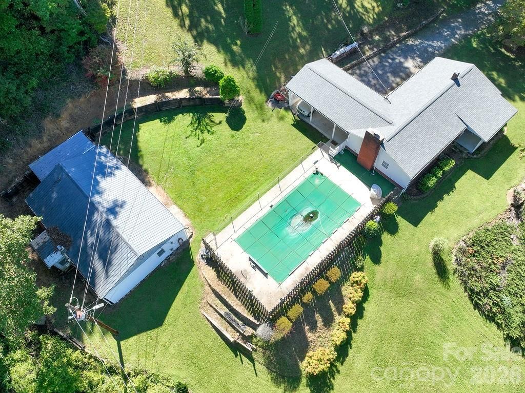 709 Berry Place, Lenoir, NC 28645