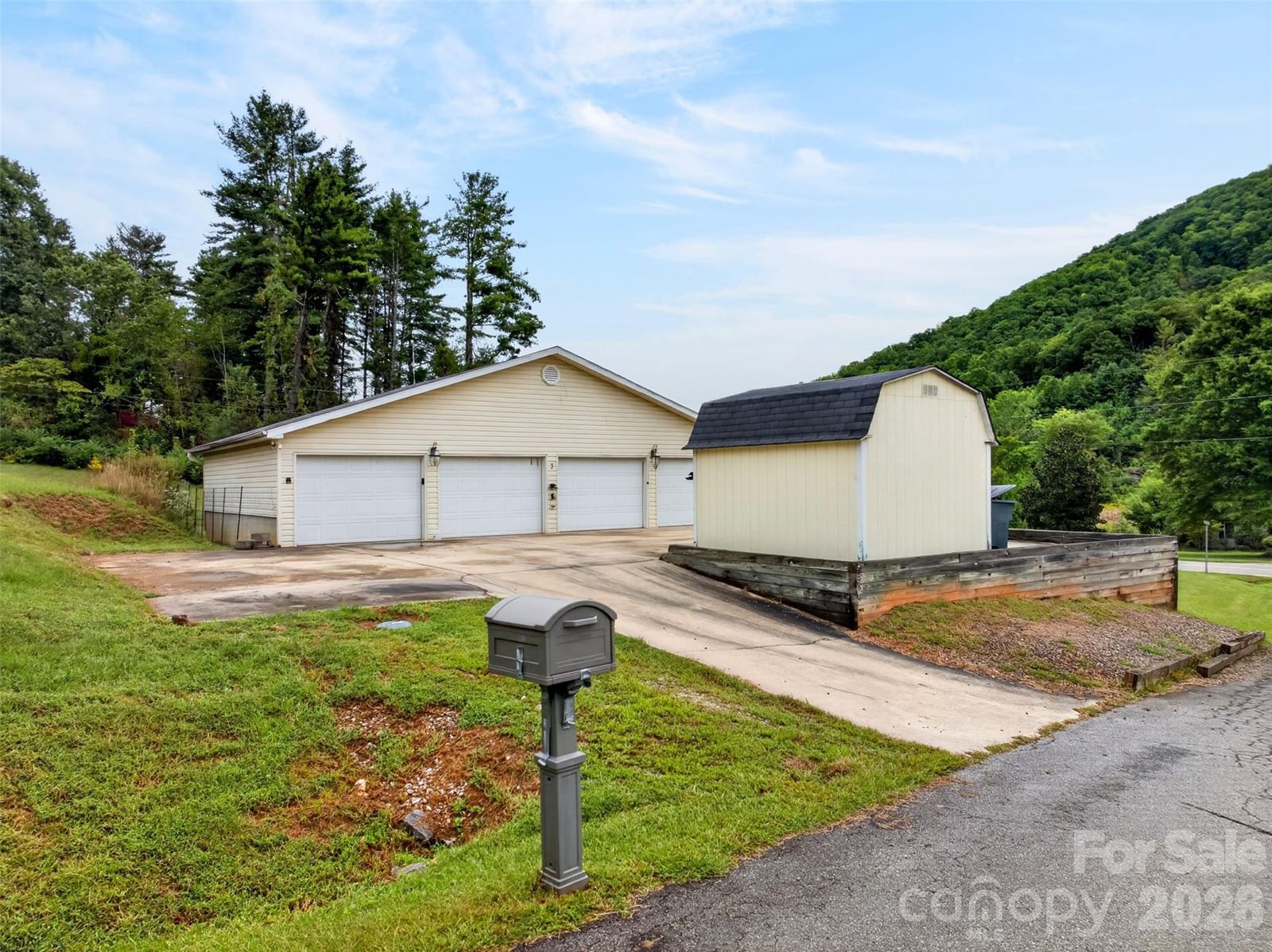 3 Creek Drive, Leicester, NC 28748 - Photo 4