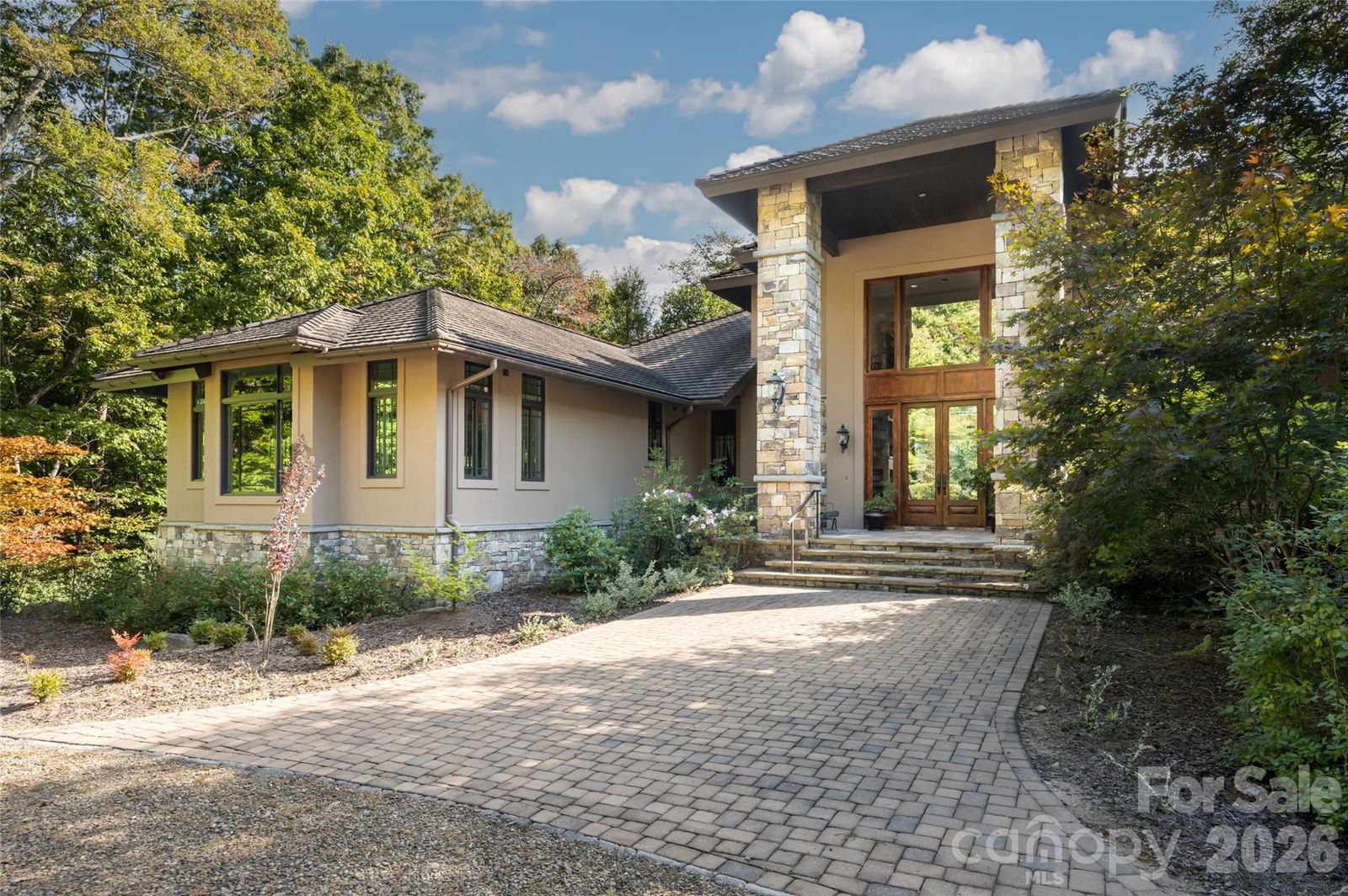 1989 White Tree Trail, Arden, NC 28704