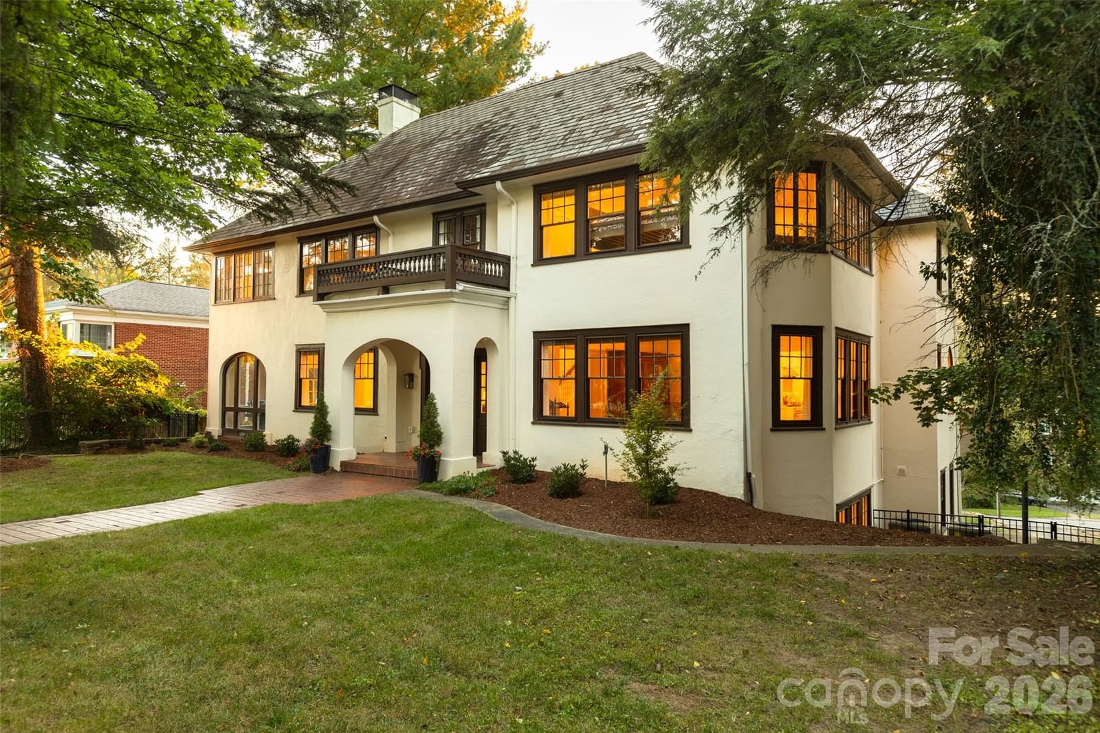 200 Kimberly Avenue, Asheville, NC 28804 - Photo 2