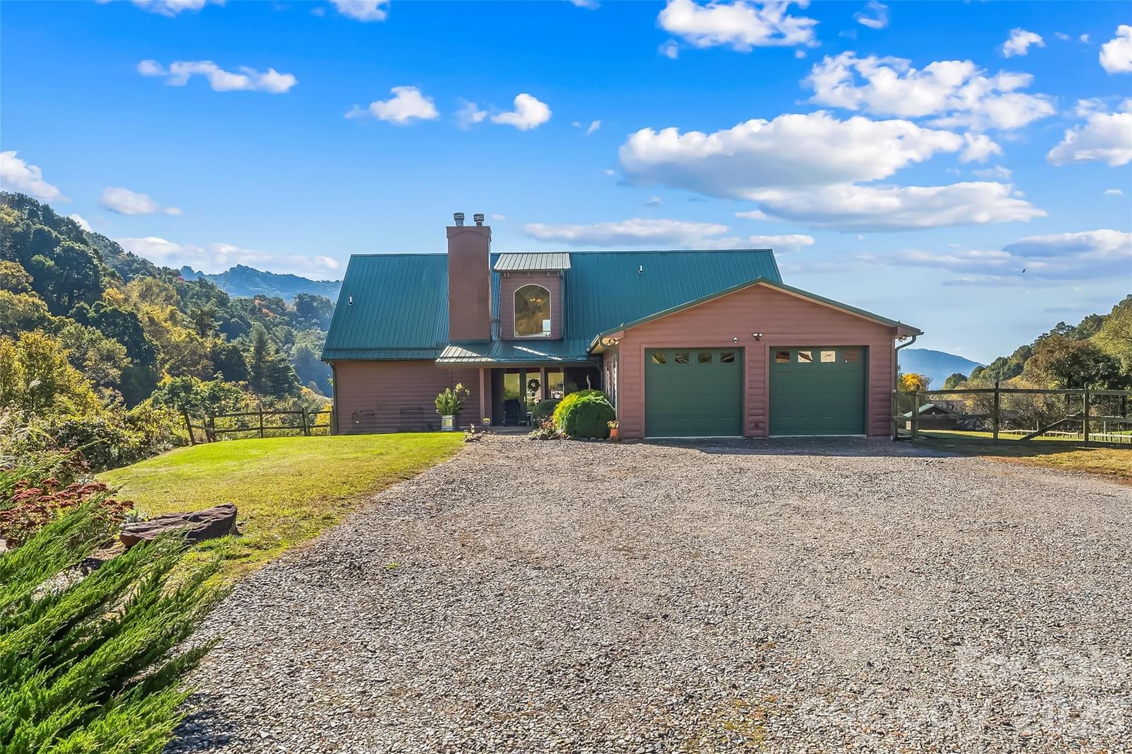 101 Trinity Drive, Clyde, NC 28721 - Photo 2