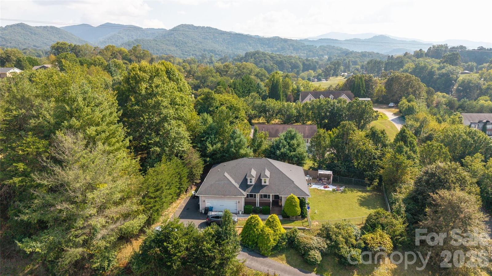 91 Crestview Street, Canton, NC 28716