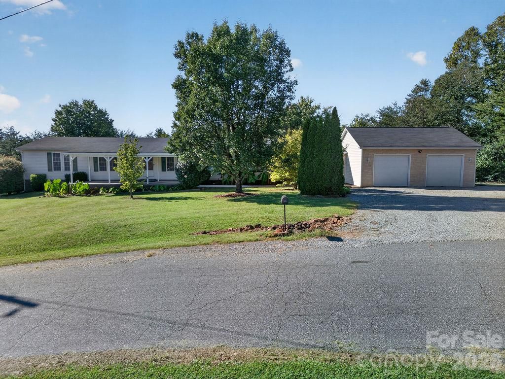 6041 Kaylas Ridge Road, Connelly Springs, NC 28612 - Photo 2