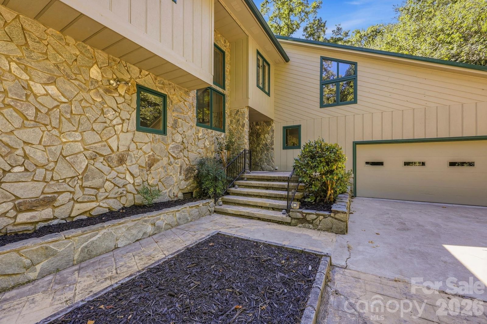 124 Moss Hill Lane, Lake Lure, NC 28746 - Photo 4