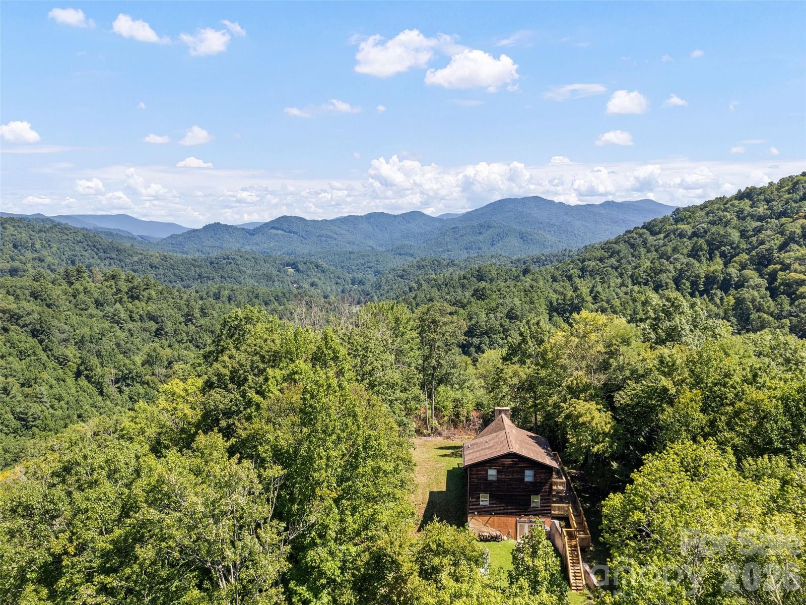 10435 White Oak Road, Waynesville, NC 28785
