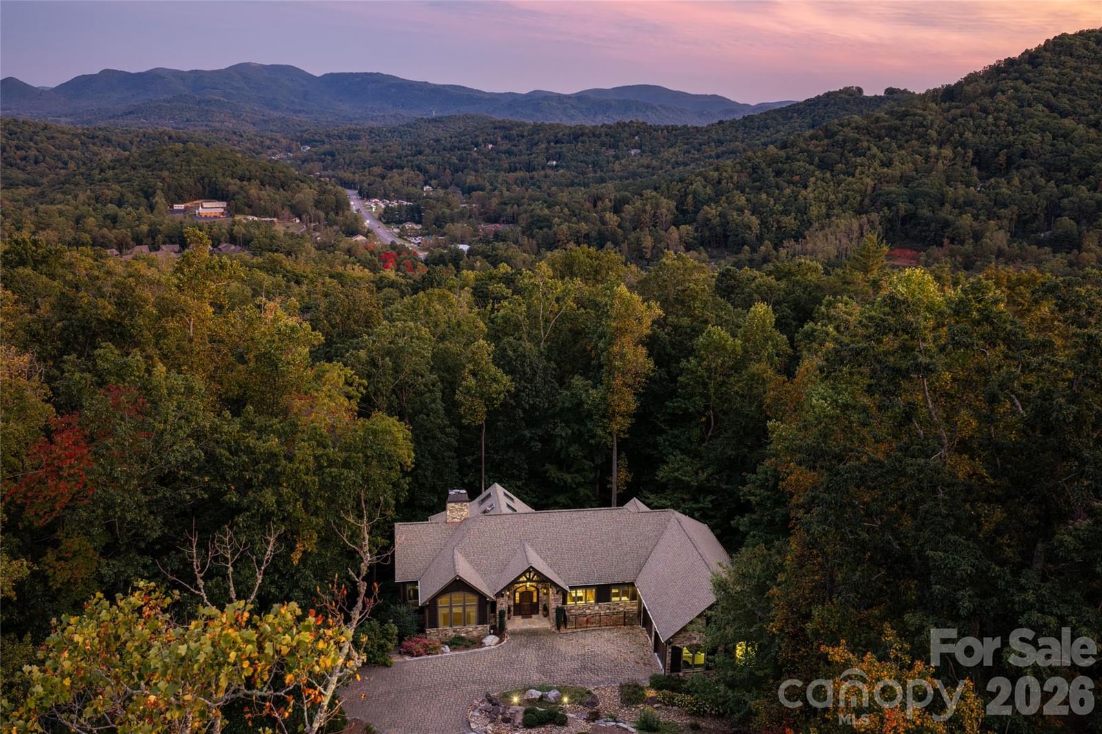 2 Cherokee Orchard Court, Fairview, NC 28730 - Photo 3