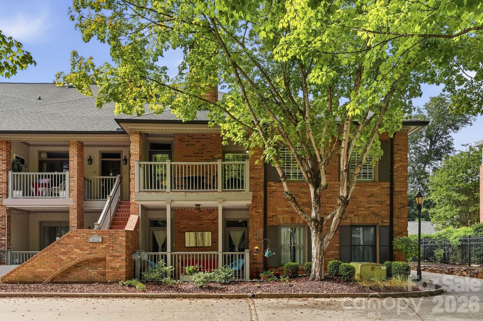 2432 Selwyn Avenue, Charlotte, NC 28209