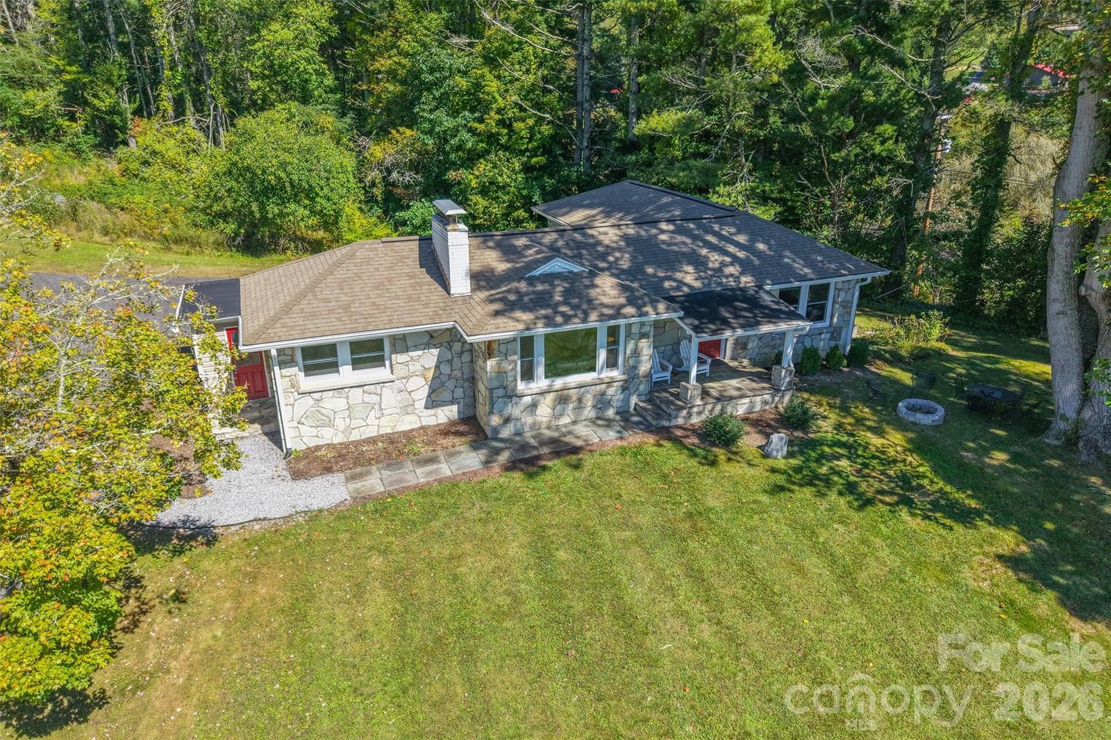 390 Sokassa Road, Newland, NC 28657