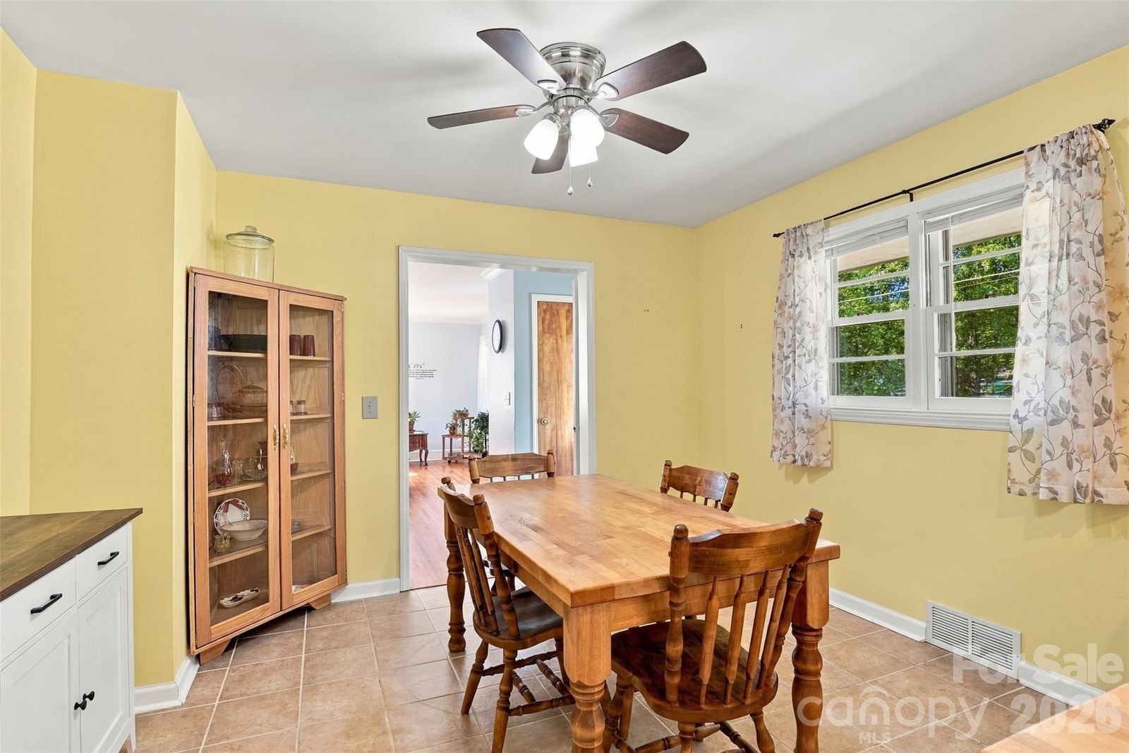 7218 Lakeside Drive, Charlotte, NC 28215 - Photo 5