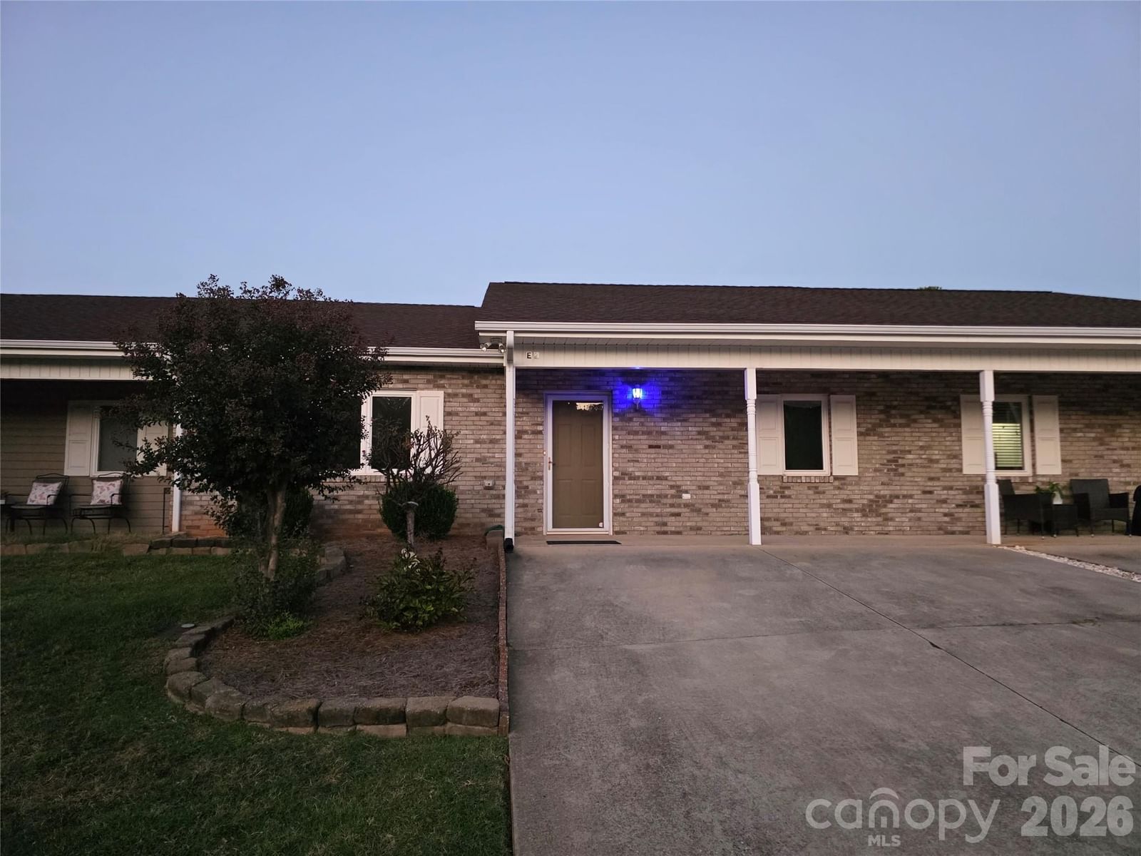 505 2nd Street Place #E2, Conover, NC 28613