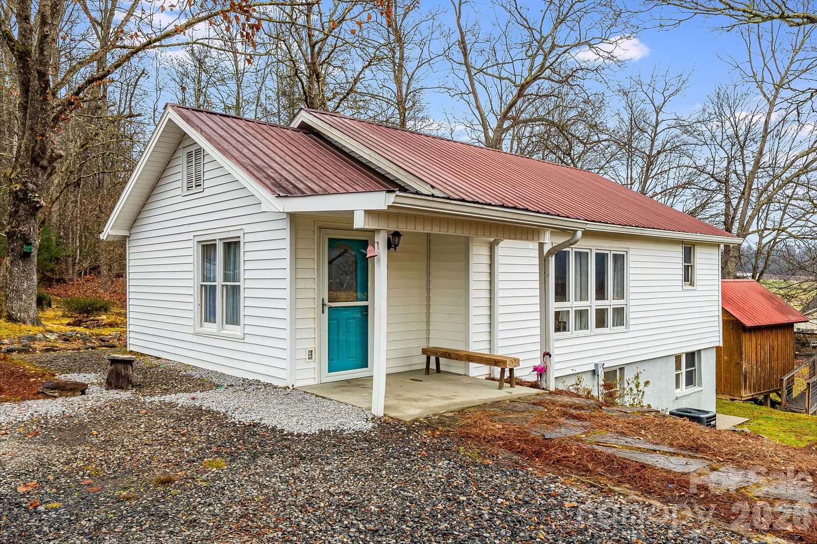 195 Whitmire Road, Brevard, NC 28712 - Photo 2
