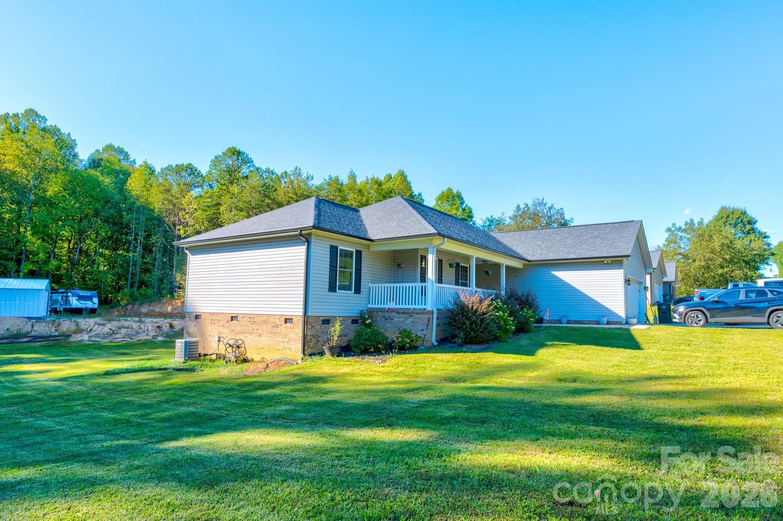 301 Delview Drive, Cherryville, NC 28021 - Photo 2