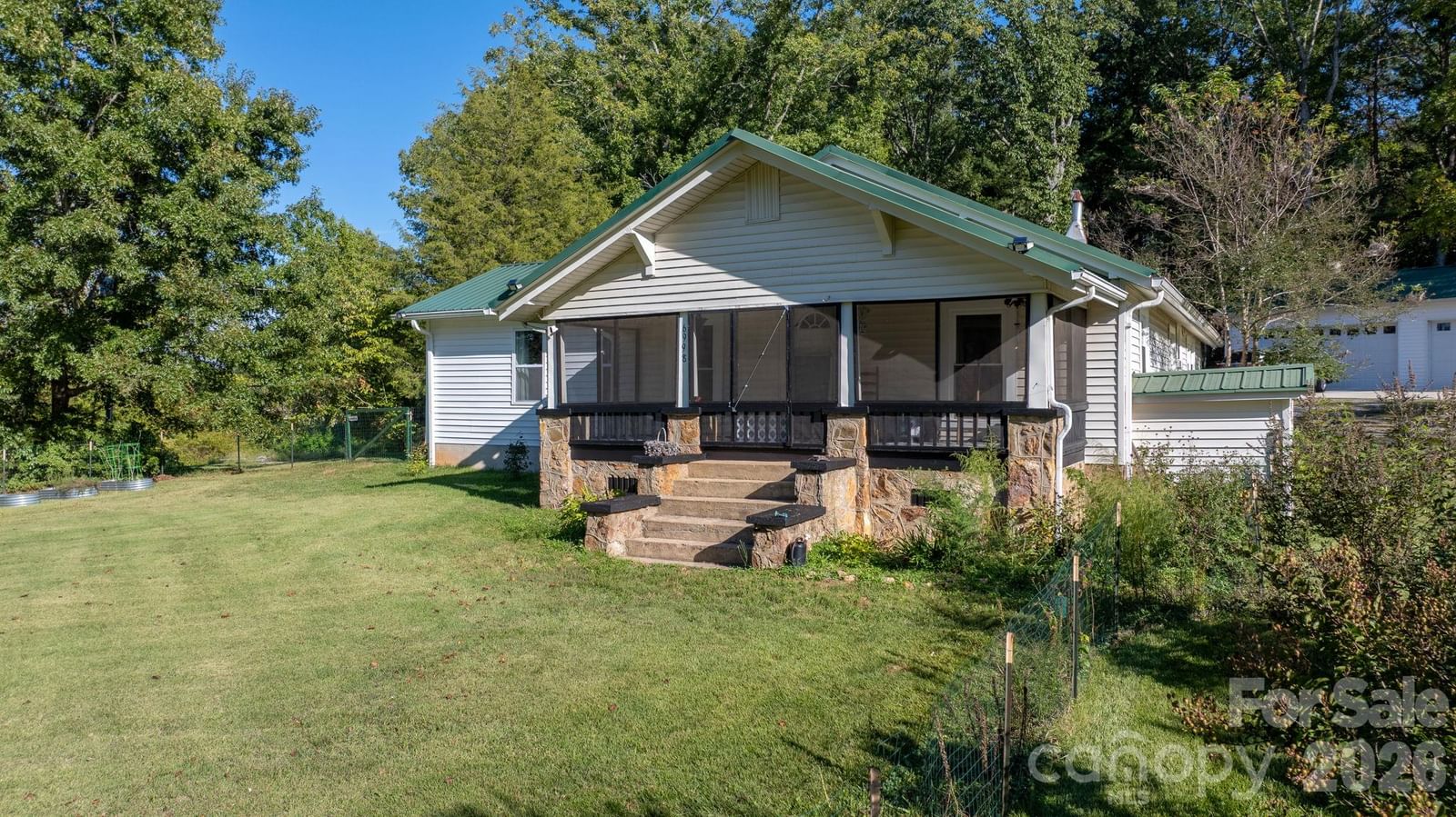 6998 Nobby Lail Road, Connelly Springs, NC 28612 - Photo 4