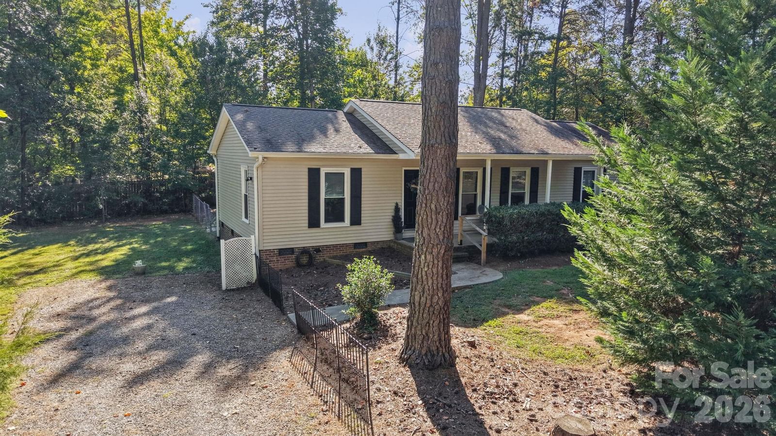 106 Brookridge Lane, Mooresville, NC 28117 - Photo 2