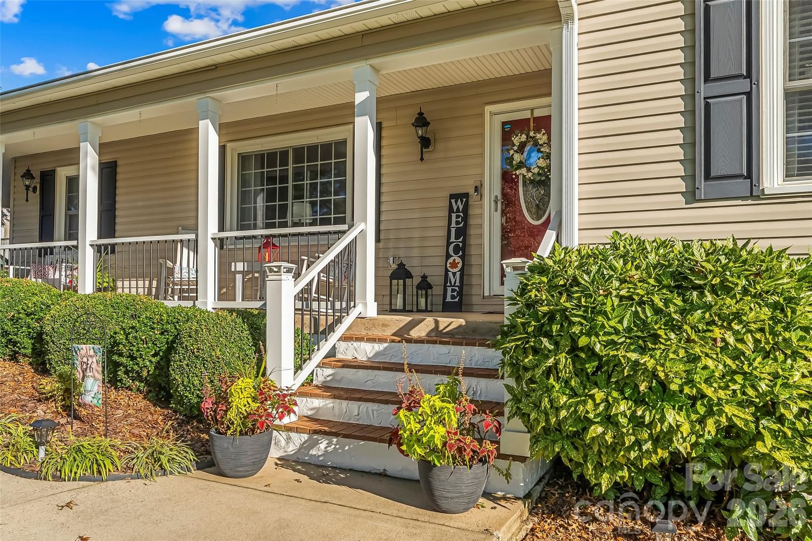 5 Clearview Street, Granite Falls, NC 28630 - Photo 2