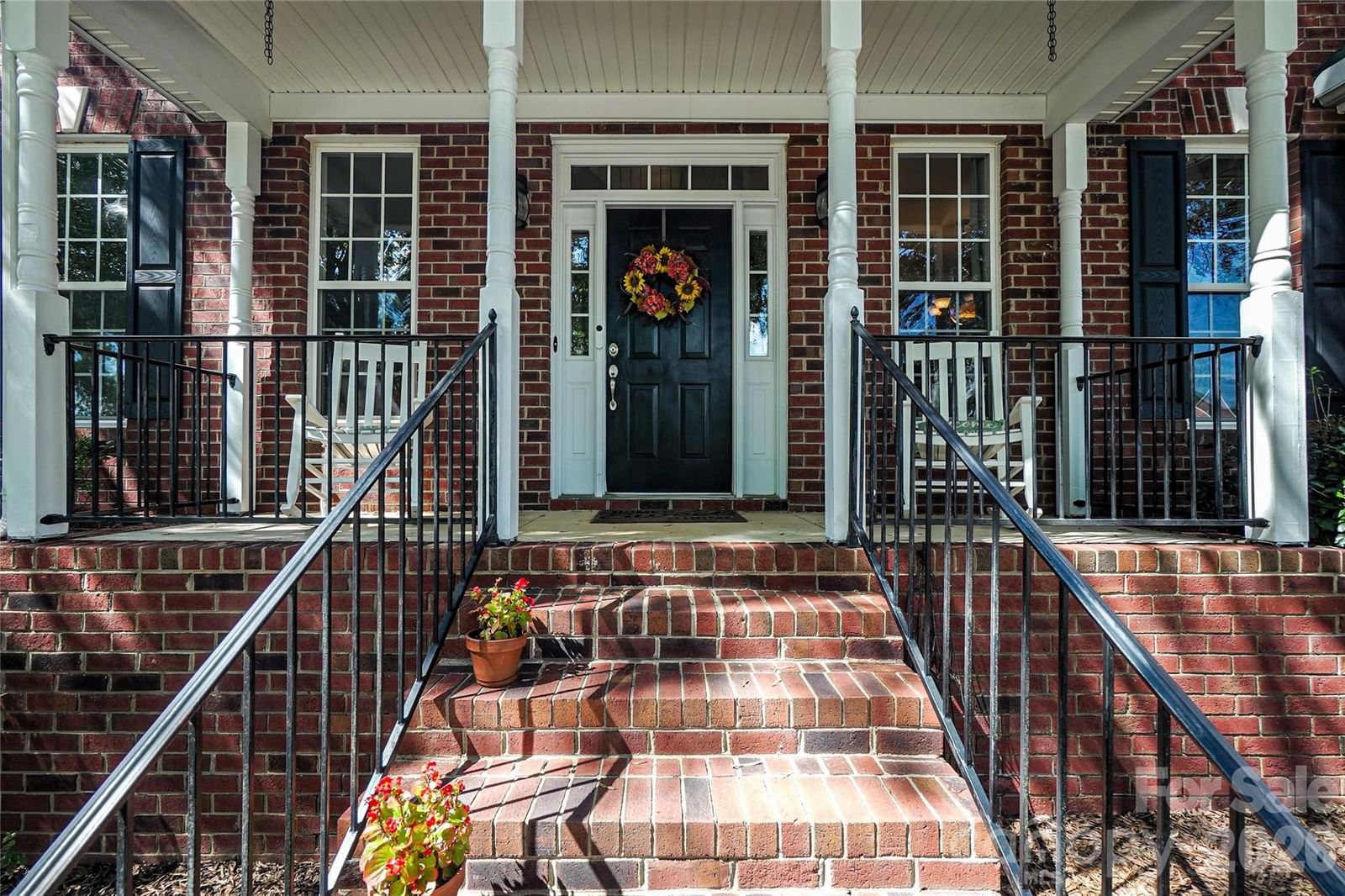 8120 Glamorgan Lane, Matthews, NC 28104 - Photo 2