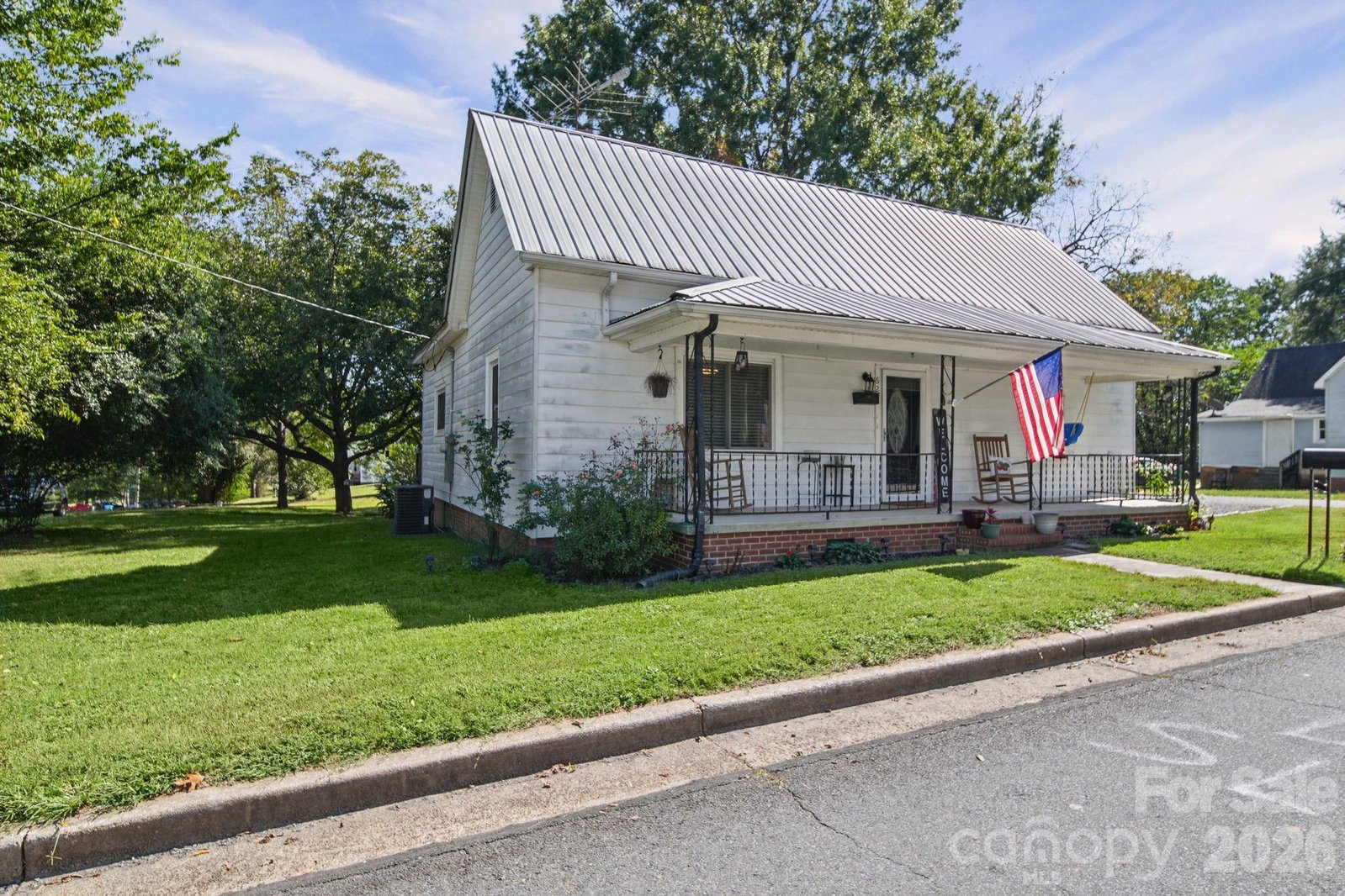626 Austin Street, Albemarle, NC 28001 - Photo 2