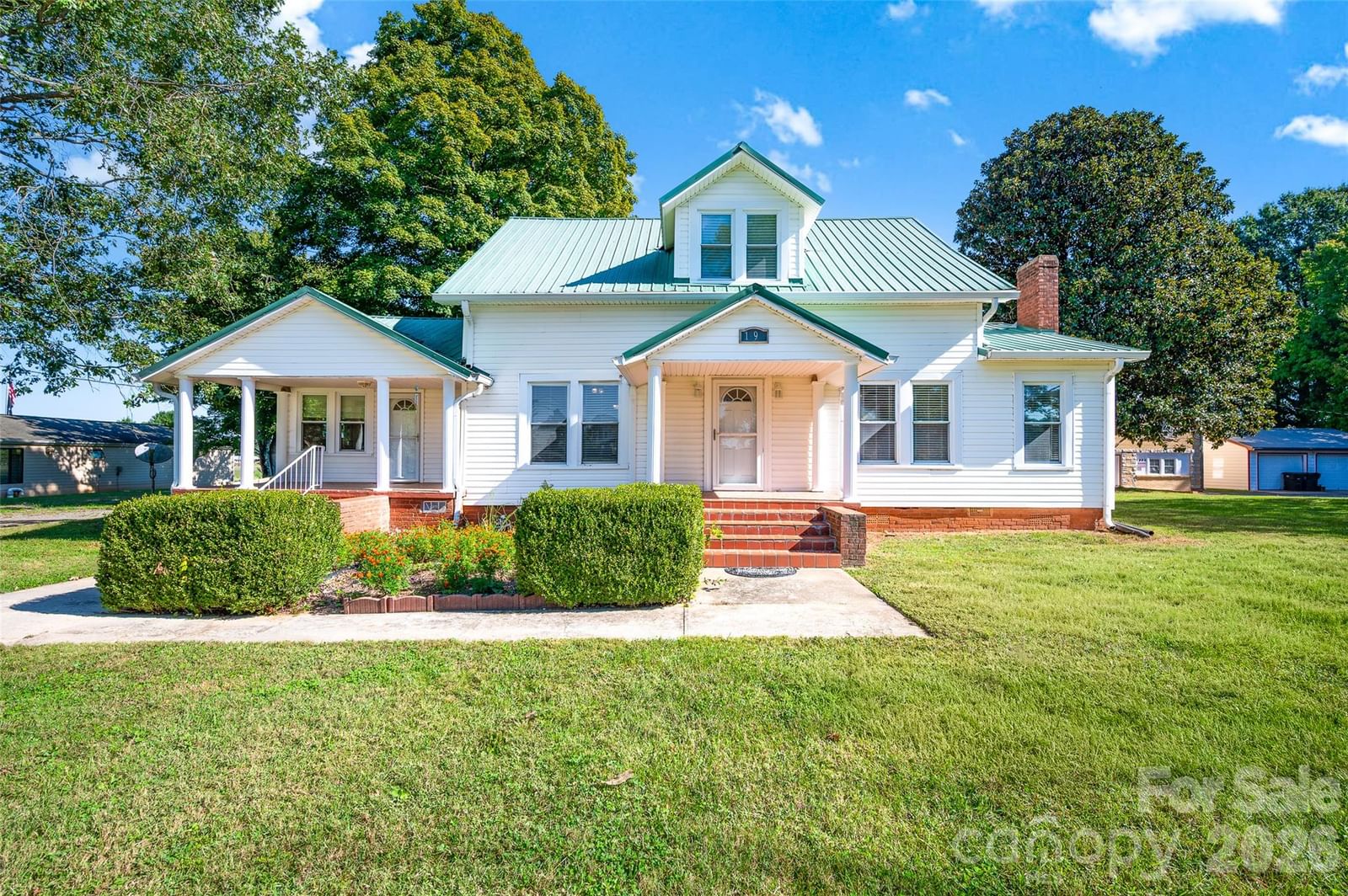 1892 Memorial Highway, Union Grove, NC 28689