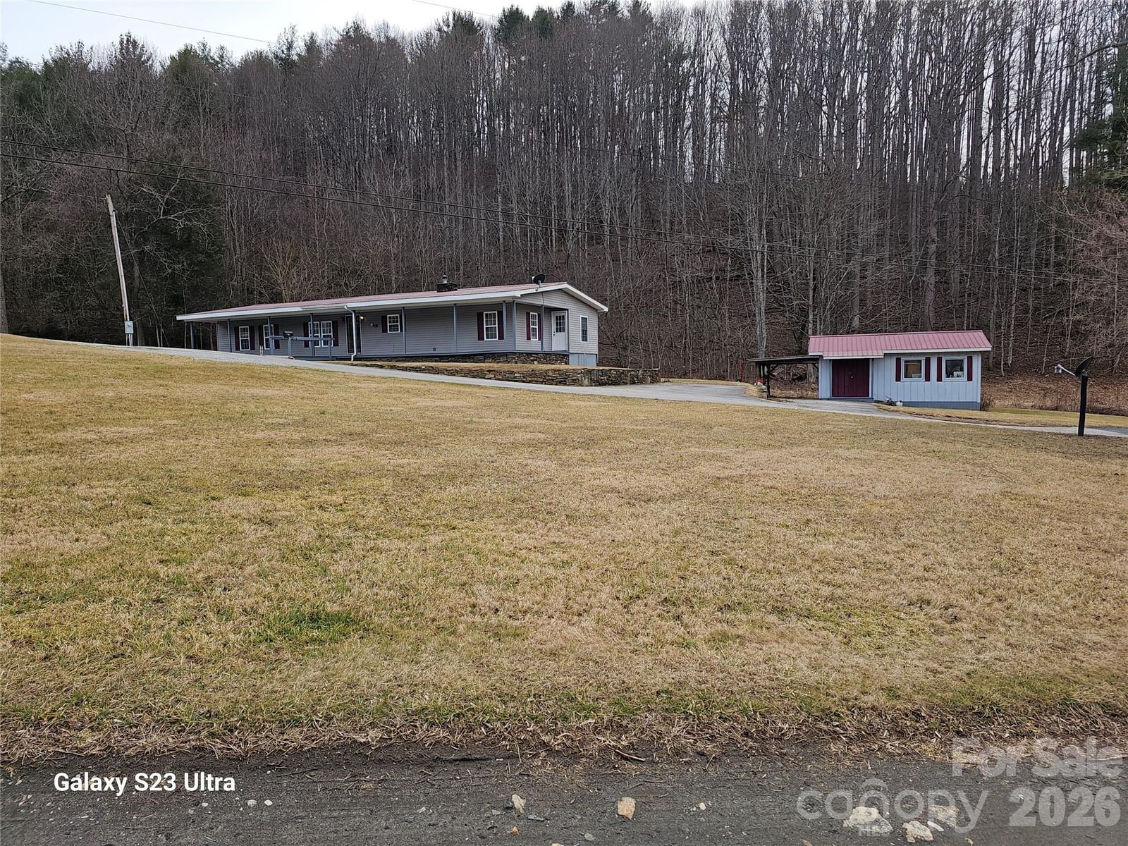 656 Water Street, Bakersville, NC 28705 - Photo 3