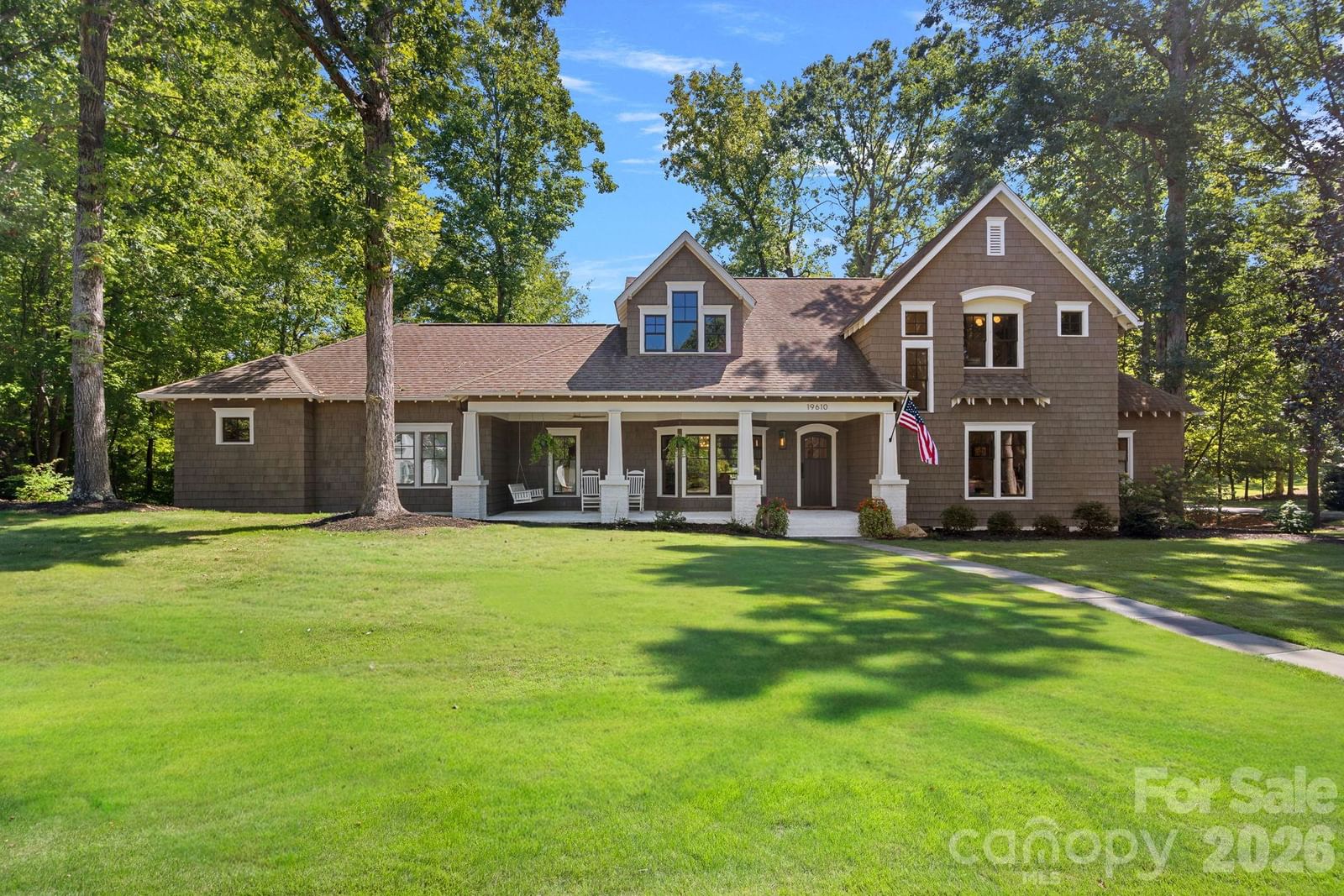 19610 Weavers Circle, Cornelius, NC 28031 - Photo 2