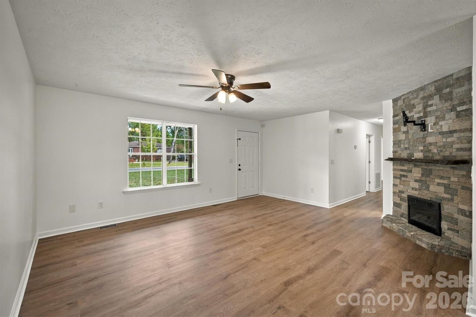 37 Laurel Street, Granite Falls, NC 28630 - Photo 2
