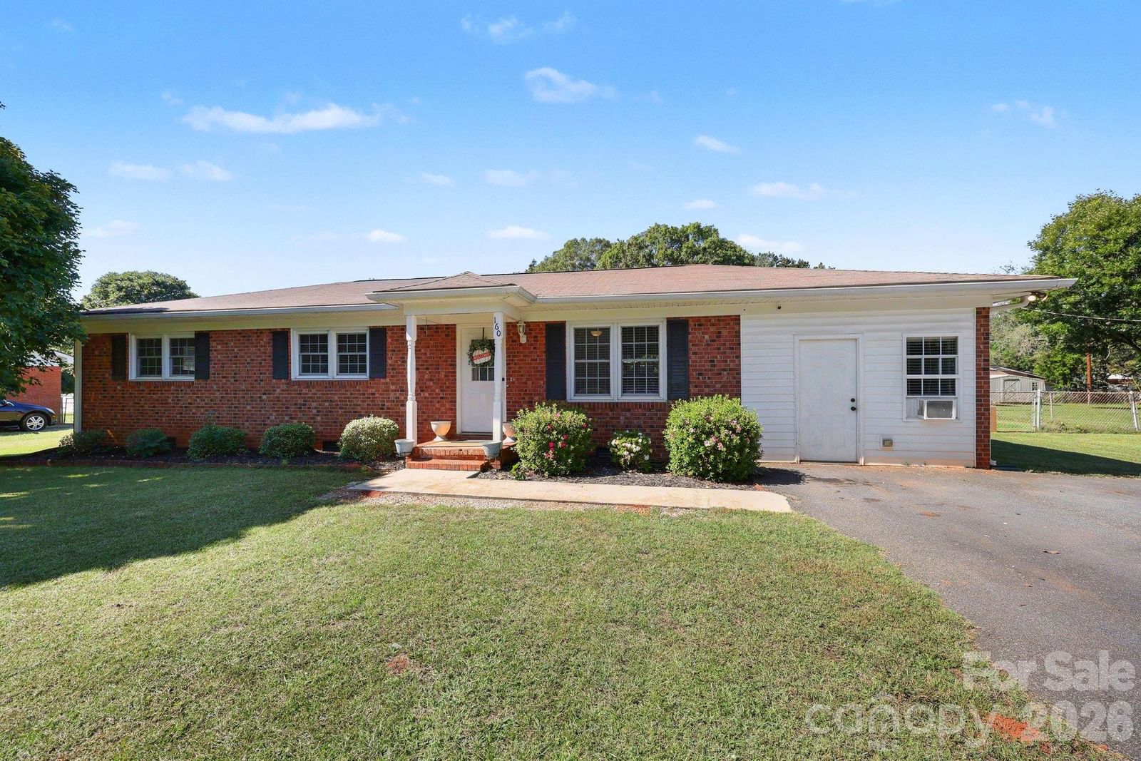 160 Chamblee Drive, Salisbury, NC 28147 - Photo 2
