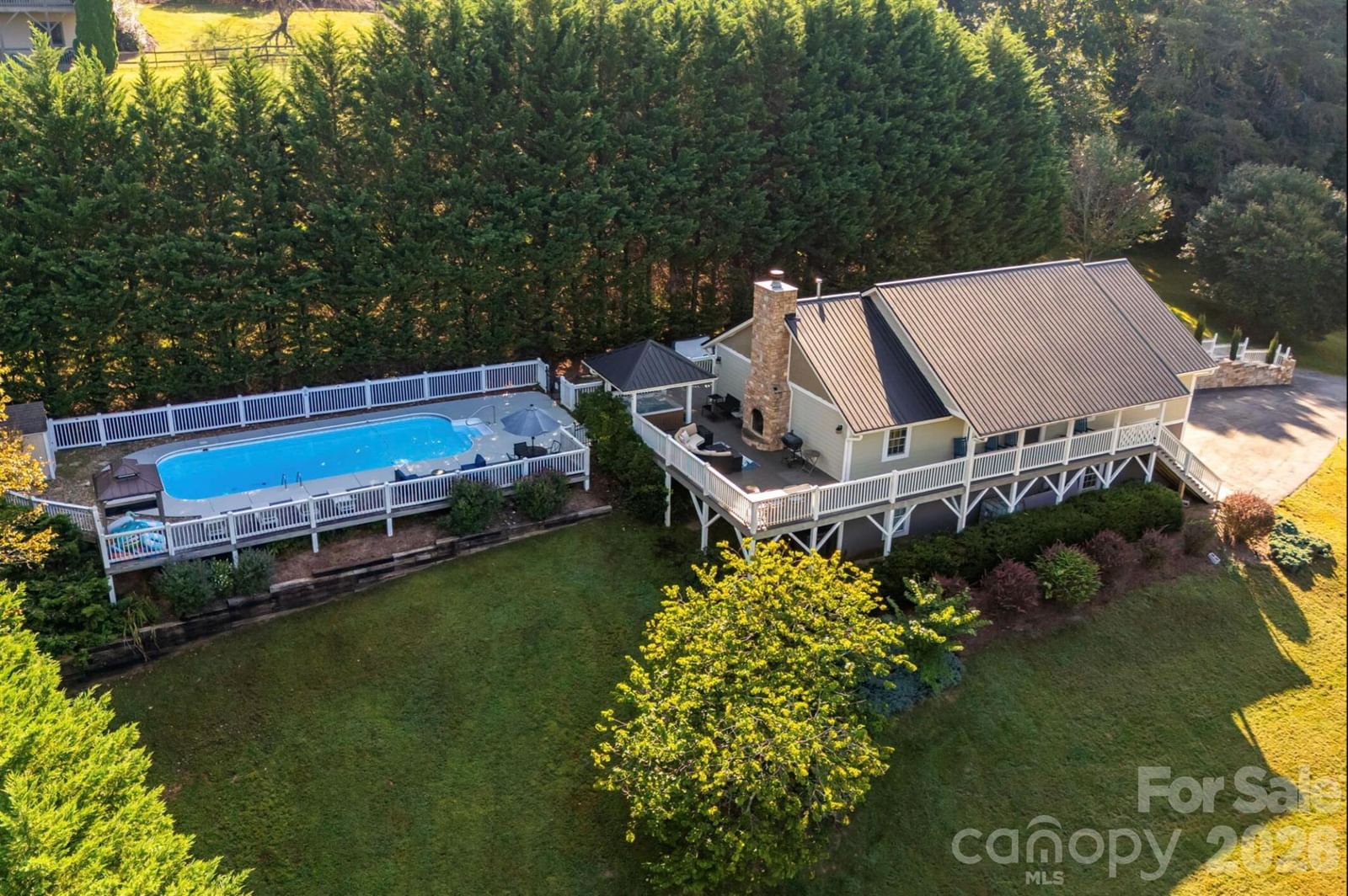 29 Miranda Knoll, Leicester, NC 28748