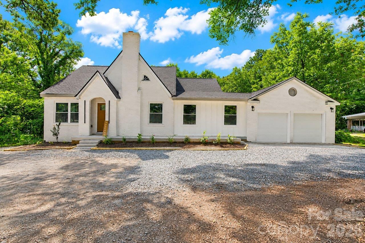 4115 Sharon Amity Road, Charlotte, NC 28205