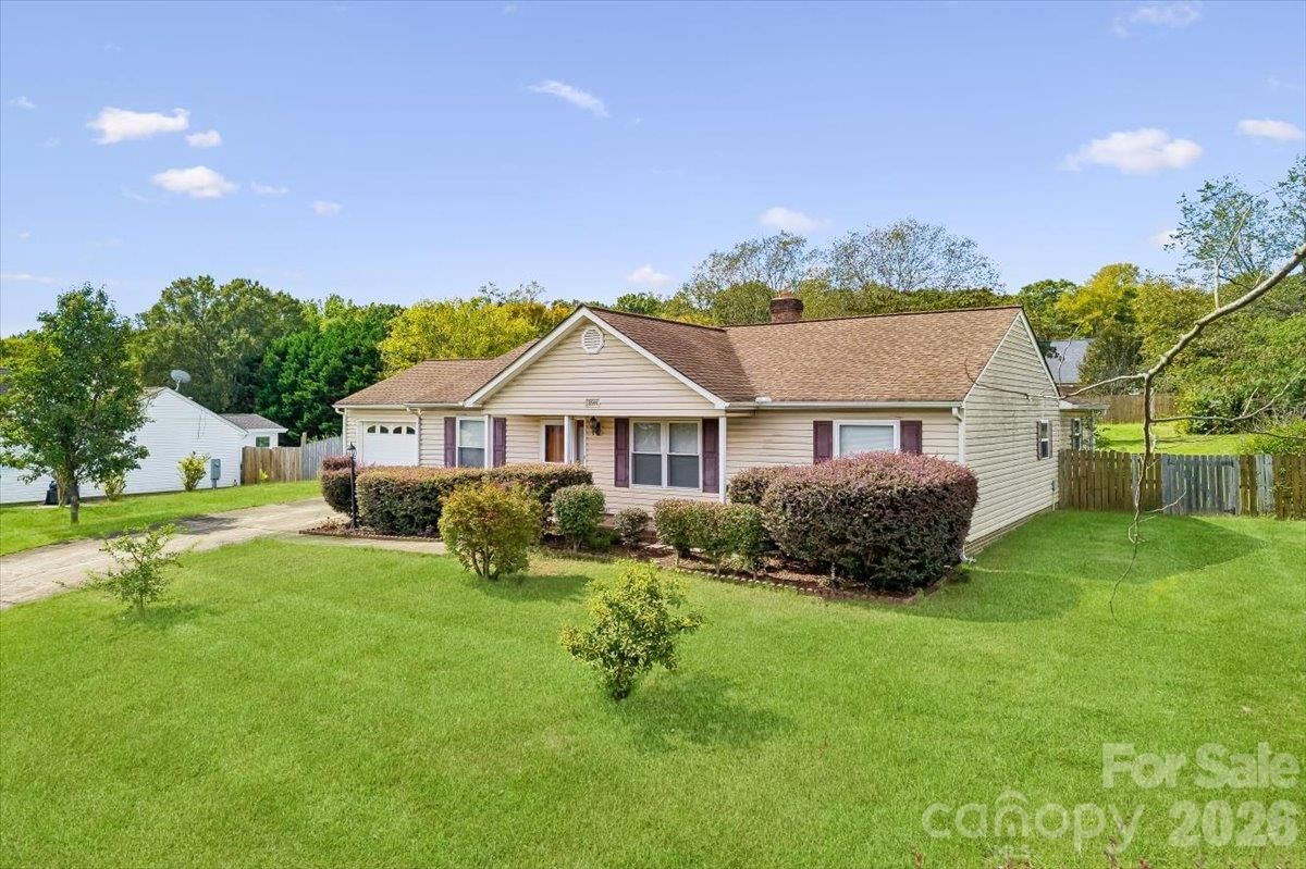 8544 Indian Summer Trail, Harrisburg, NC 28075 - Photo 2