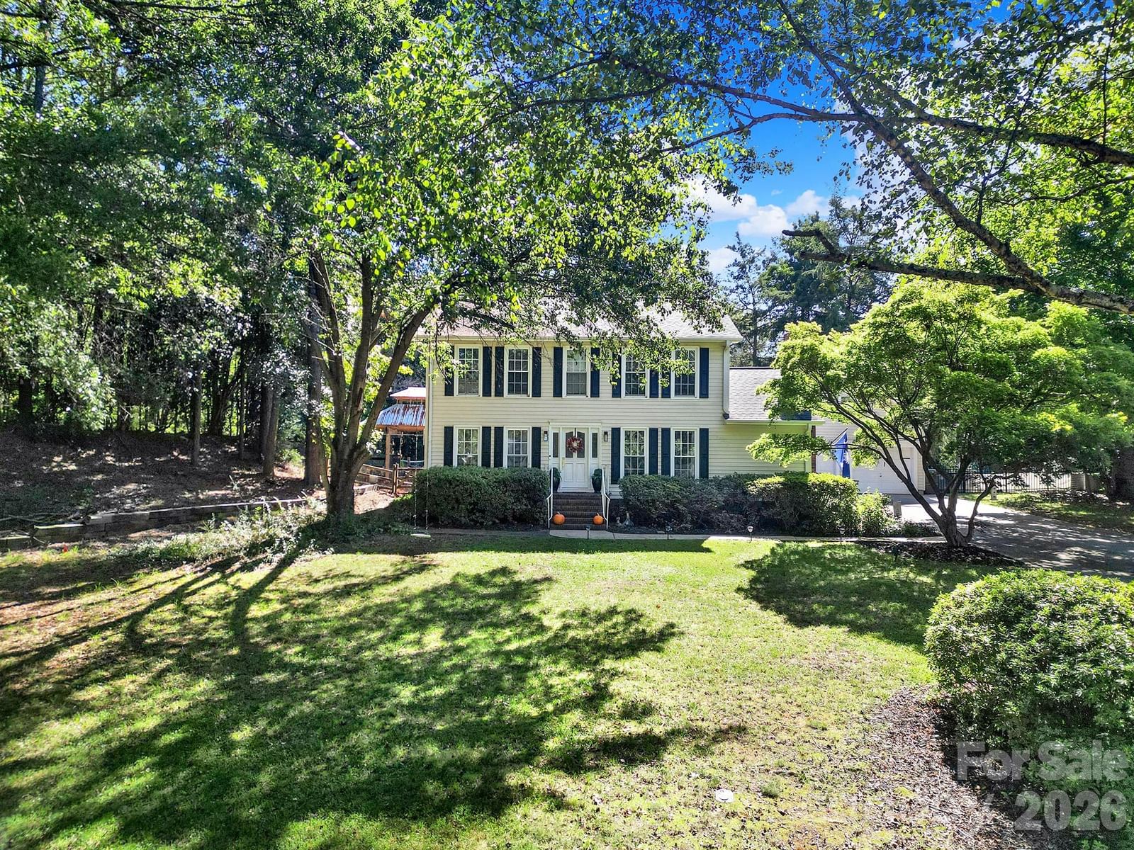 1219 Honeybee Trail, Fort Mill, SC 29715 - Photo 2