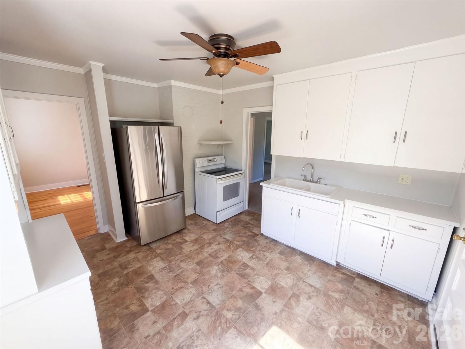 521 Grace Avenue, Lancaster, SC 29720 - Photo 2