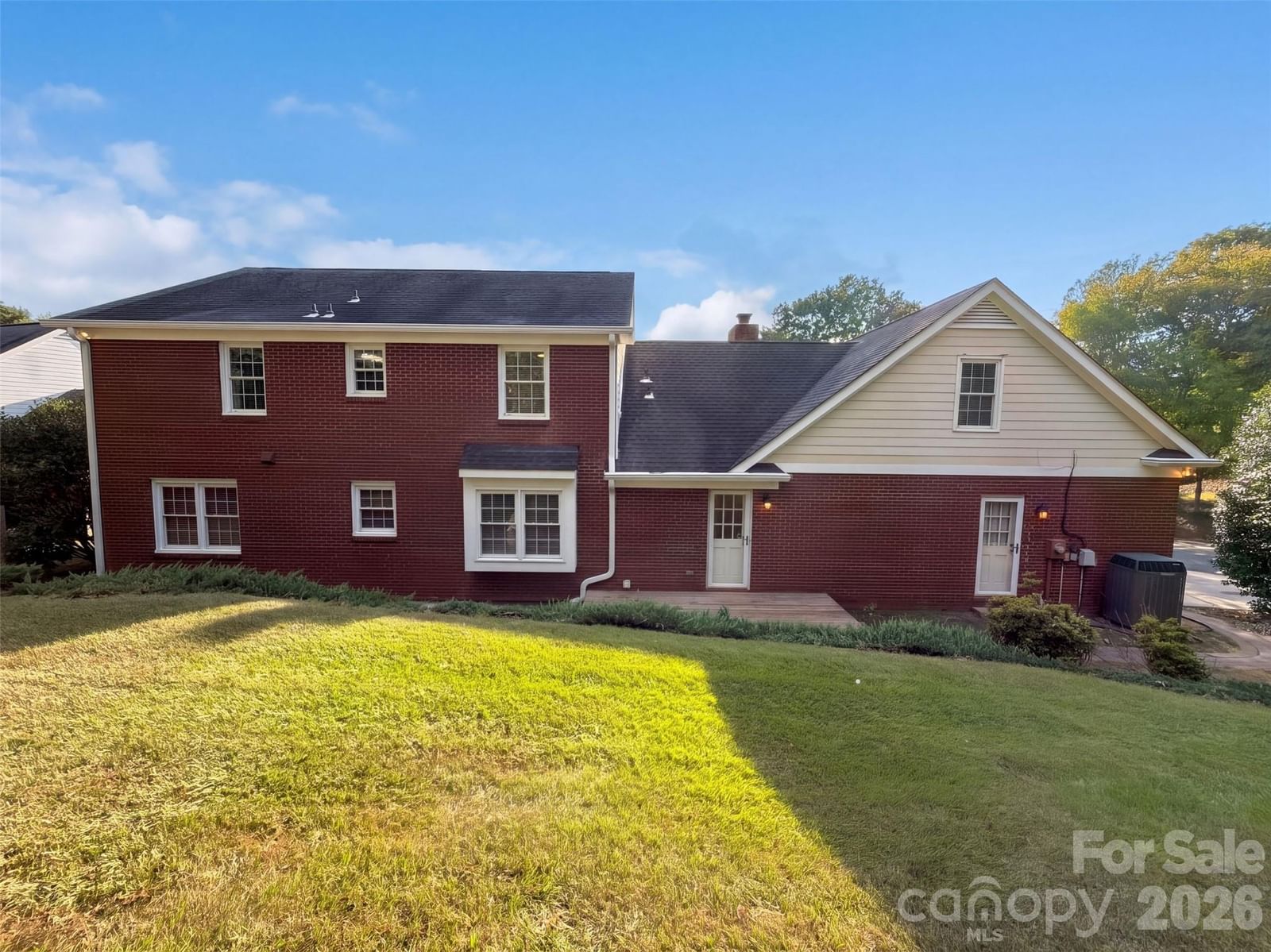201 Wainsley Place, Matthews, NC 28105 - Photo 5