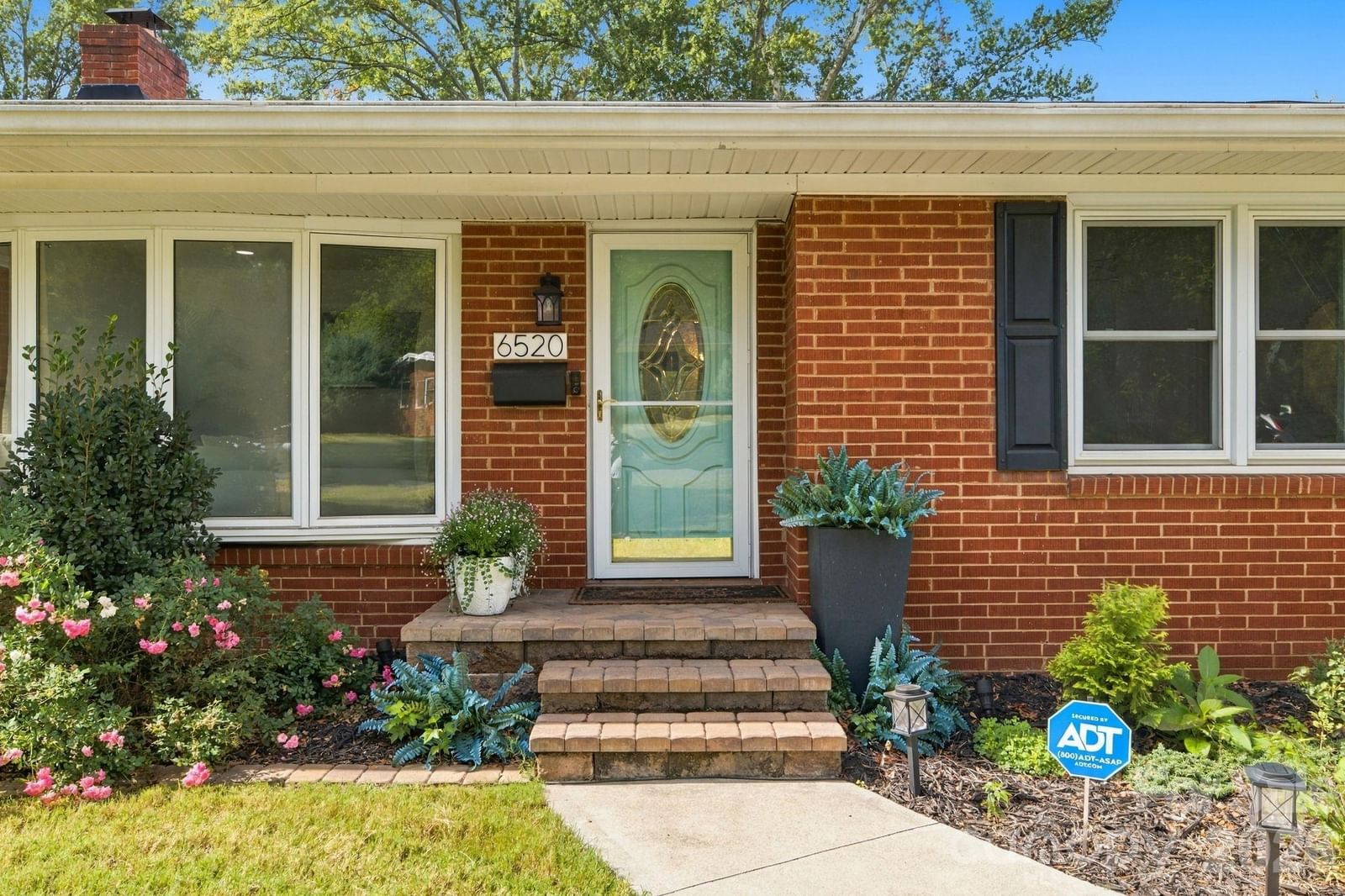 6520 Candlewood Drive, Charlotte, NC 28210 - Photo 4