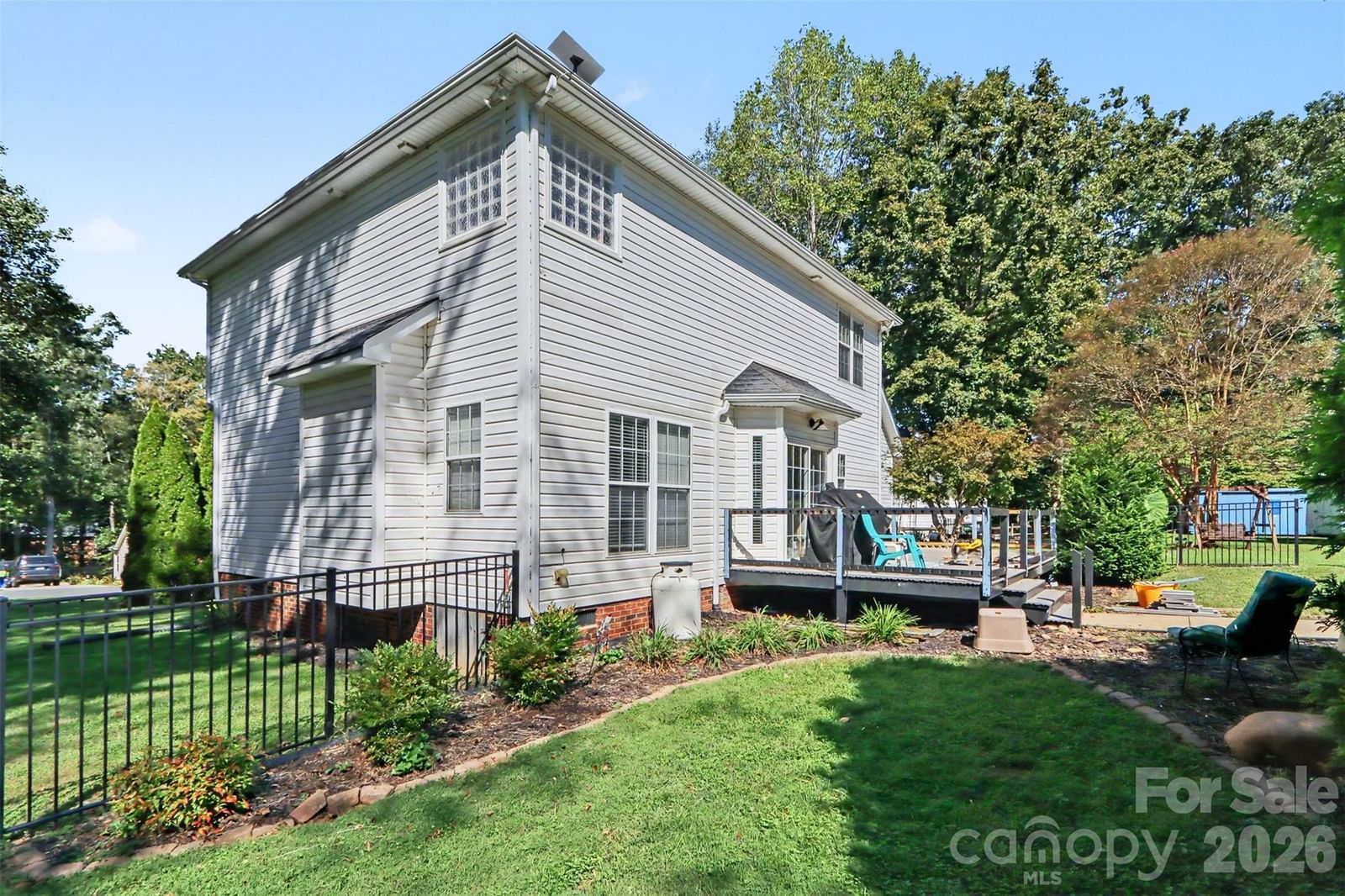 1233 Waterford Road, Lincolnton, NC 28092 - Photo 3