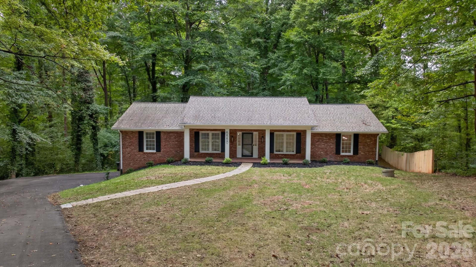 5550 Overlook Circle, Winston Salem, NC 27105 - Photo 2