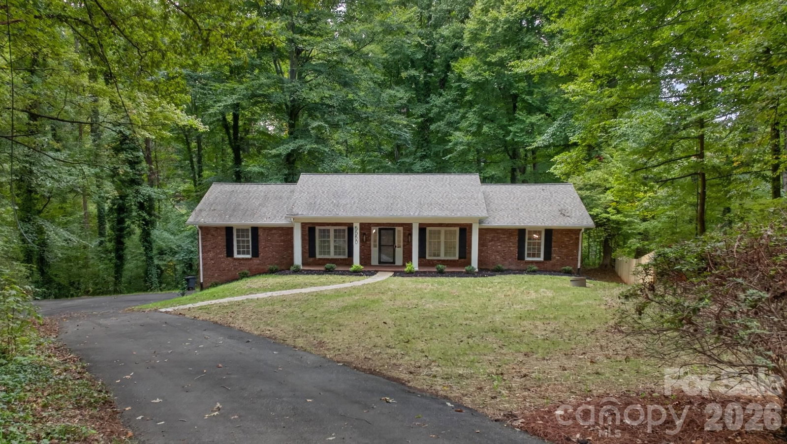 5550 Overlook Circle, Winston Salem, NC 27105 - Photo 3