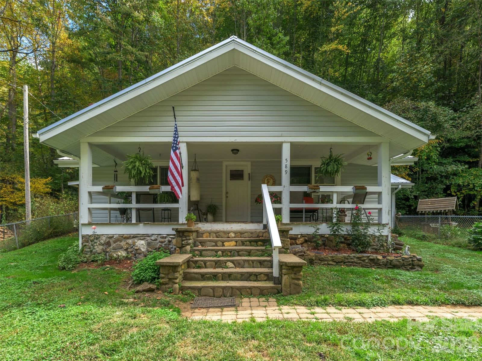 589 Little East Fork Road, Canton, NC 28716 - Photo 3