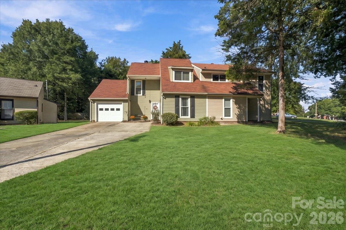 10905 Rail Tye Place, Pineville, NC 28134
