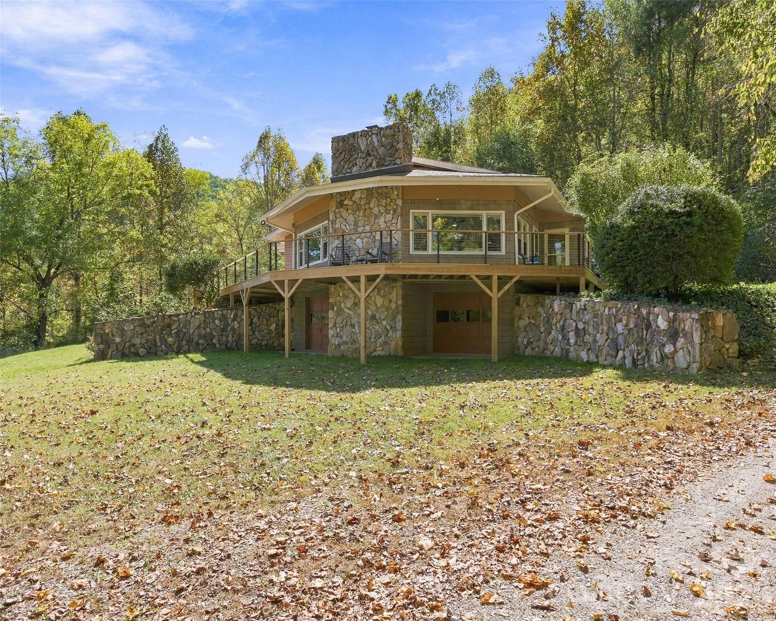 321 Eagles Nest Road, Leicester, NC 28748 - Photo 2