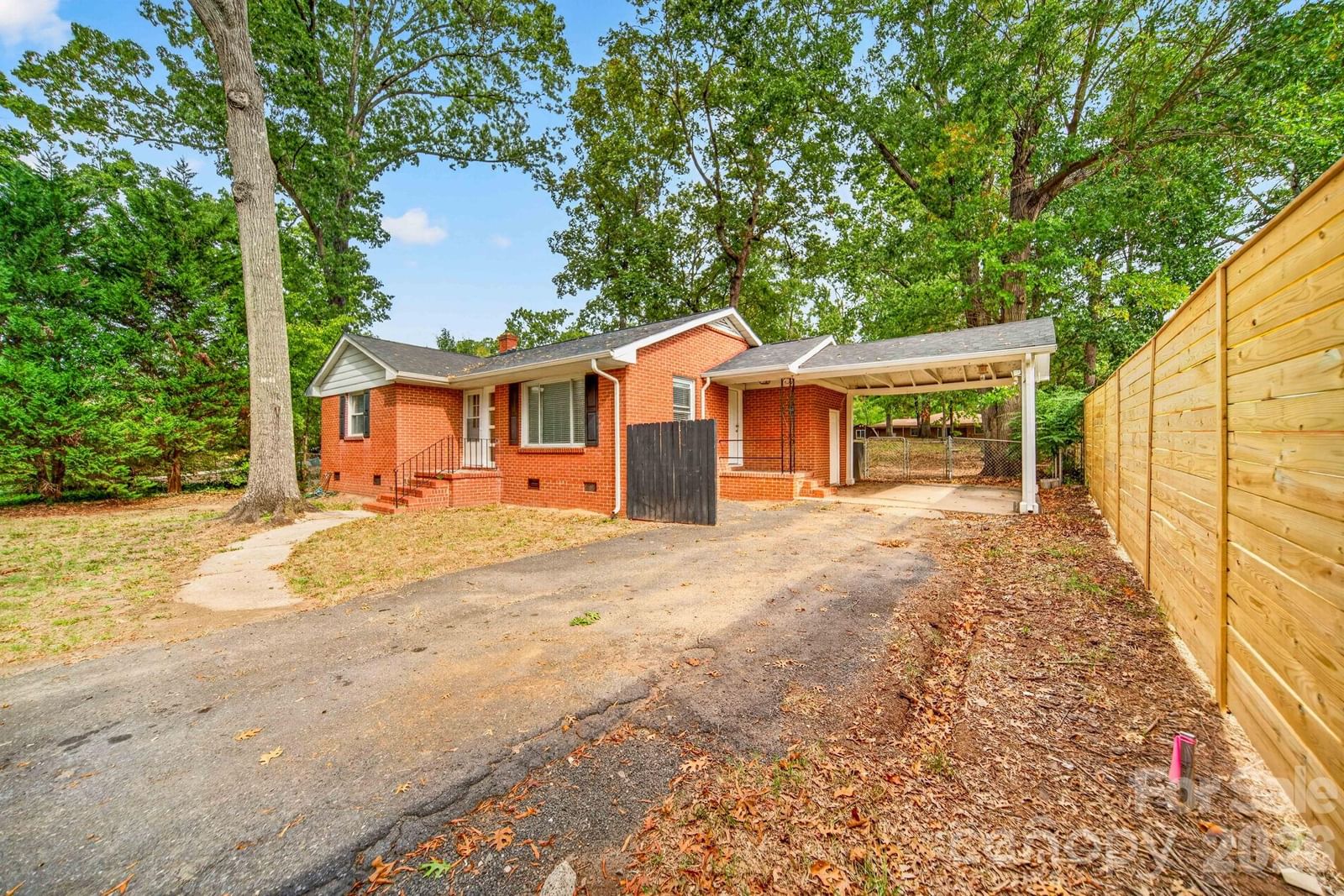 706 Brian Circle, Pineville, NC 28134