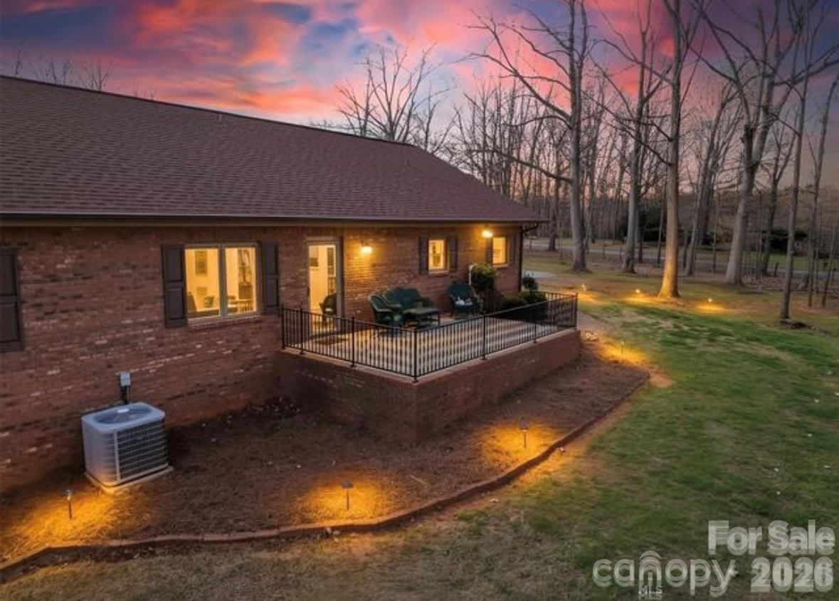 328 Davidson Court, Taylorsville, NC 28681 - Photo 3