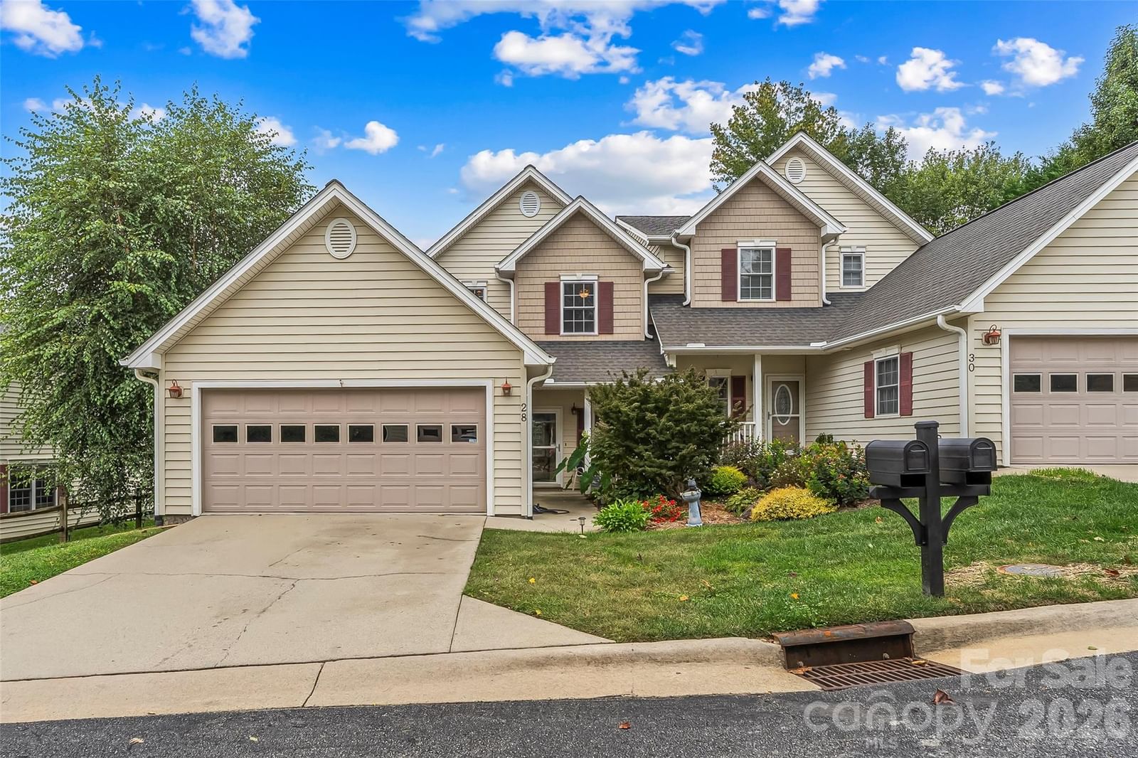 28 Viera Drive, Swannanoa, NC 28778